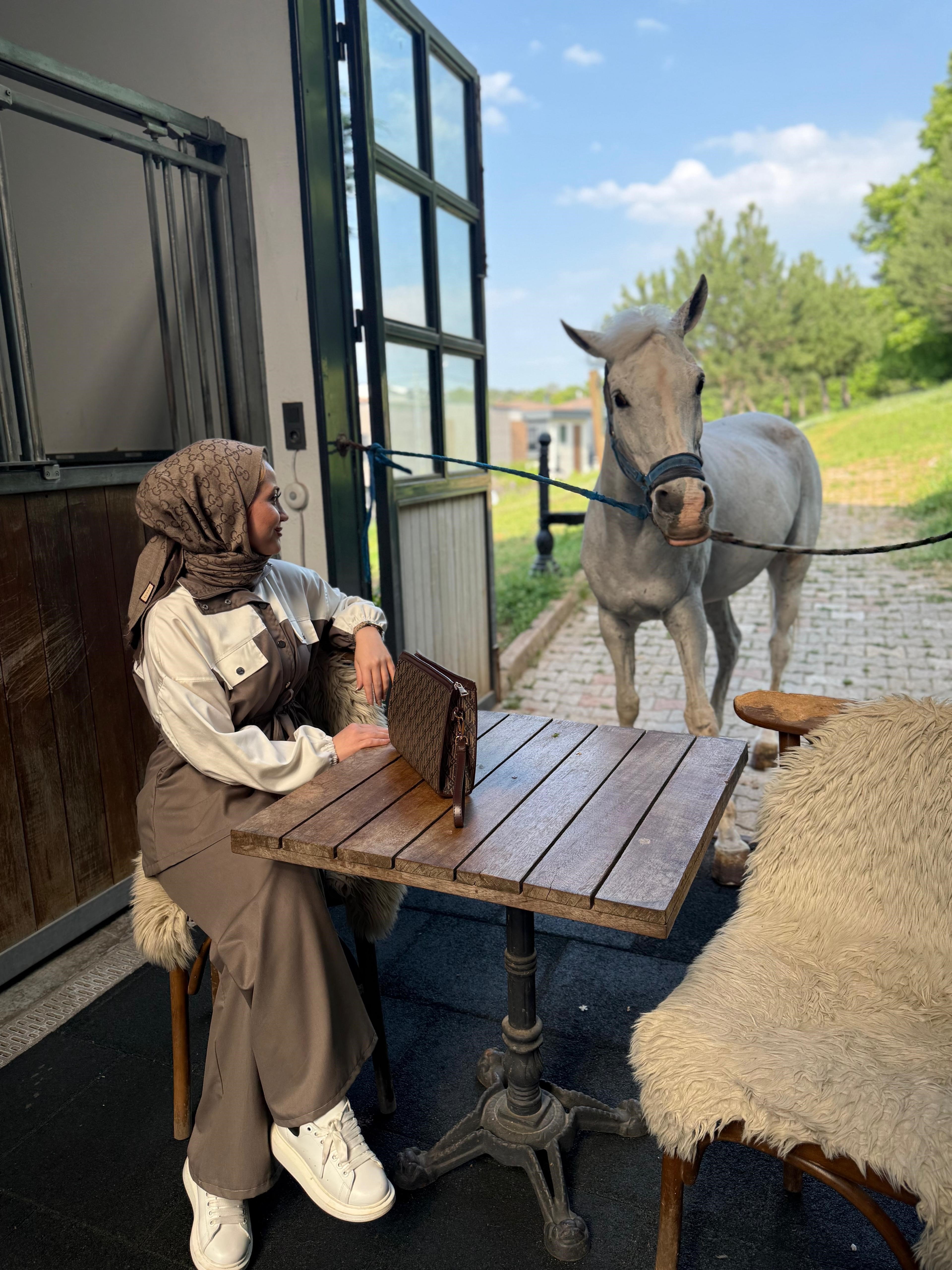 Kontrast Takım