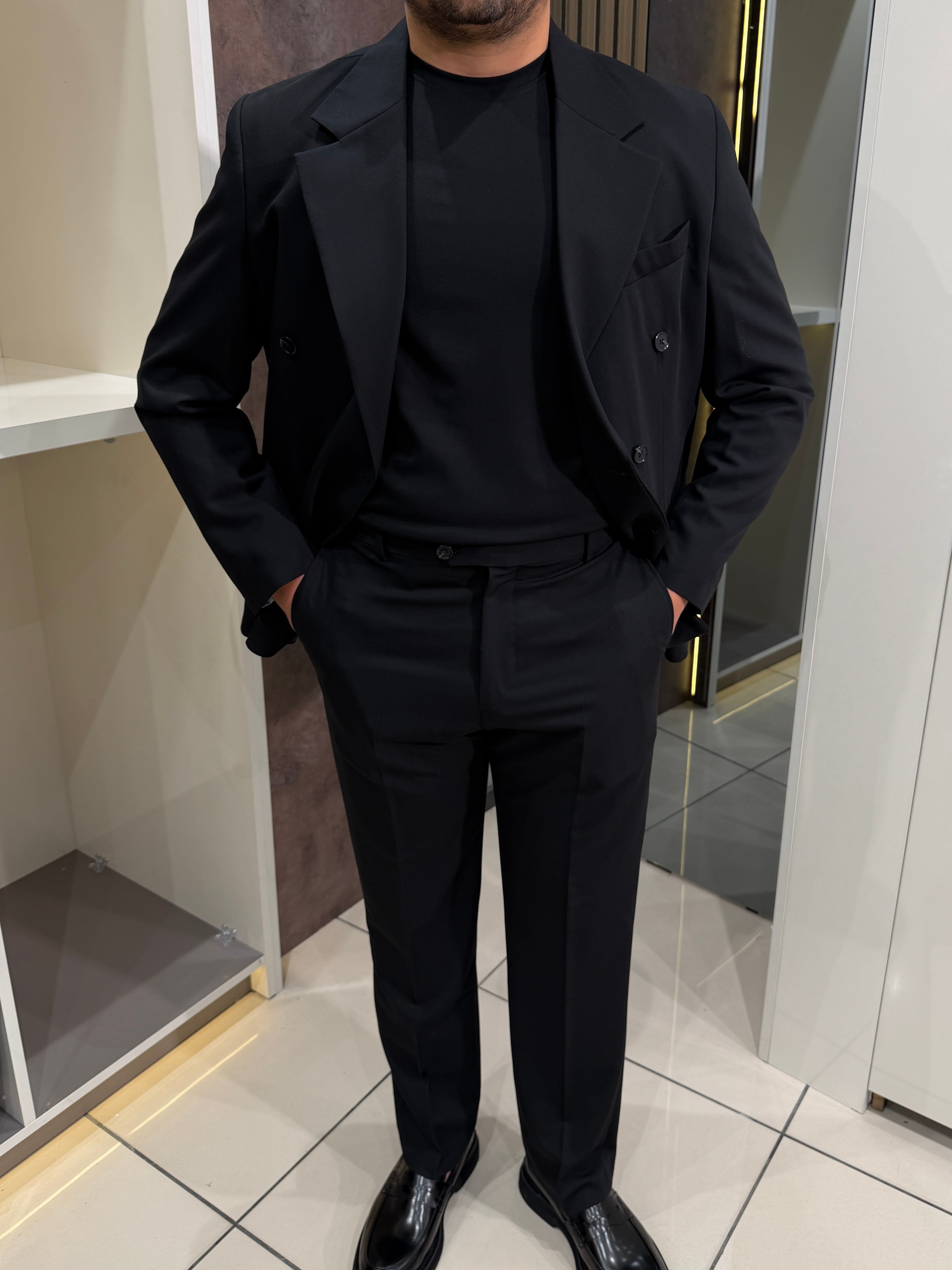 Loose Fit Kruvaze Takım | Siyah