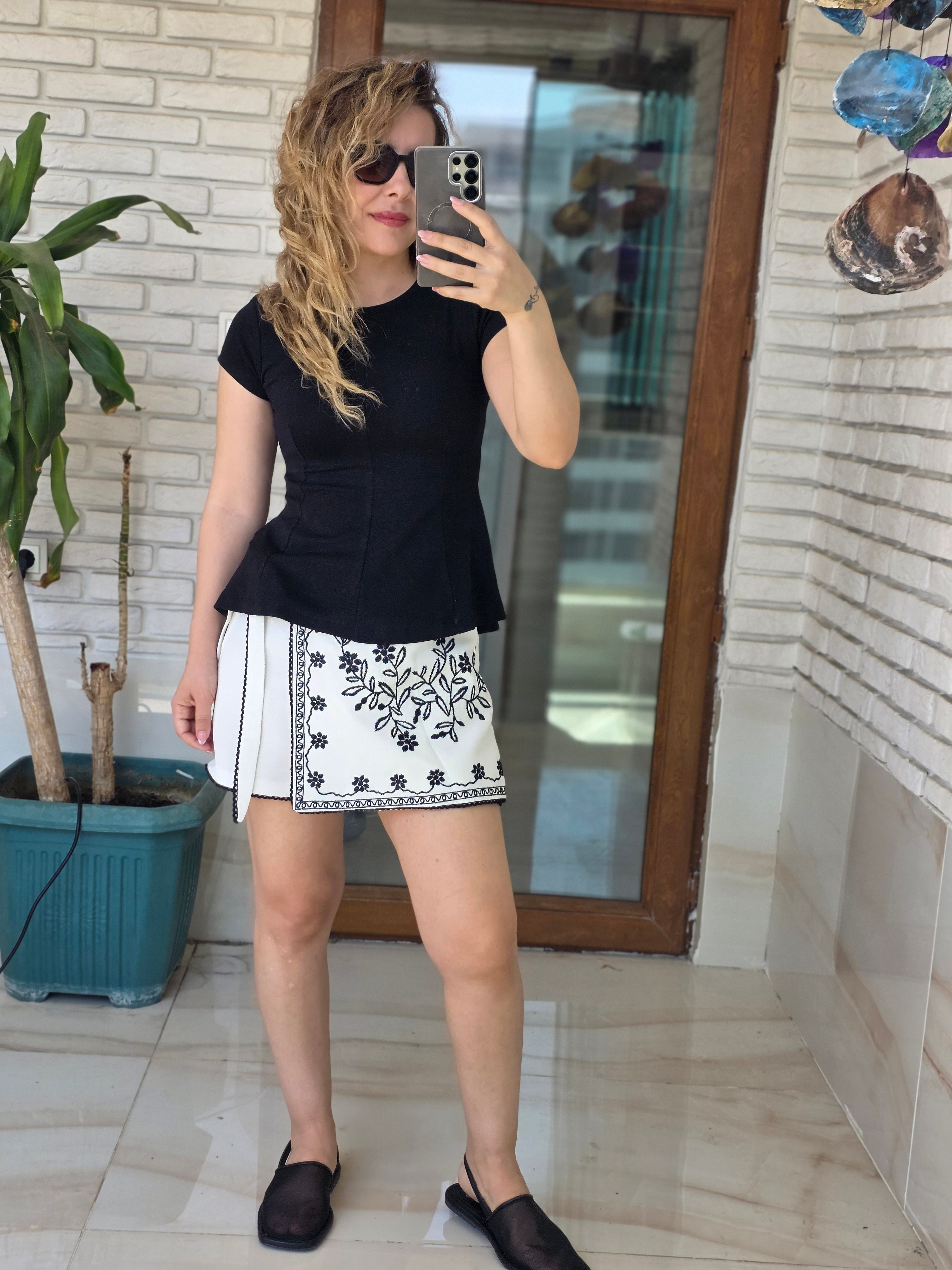 Nakışlı Beyaz Etek