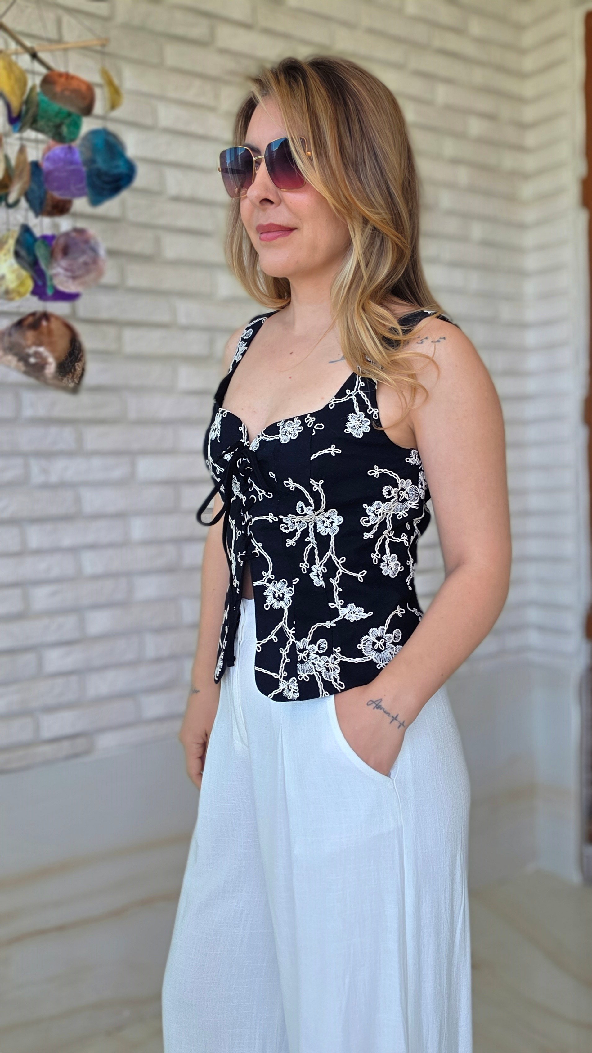 Siyah Nakışlı Korse