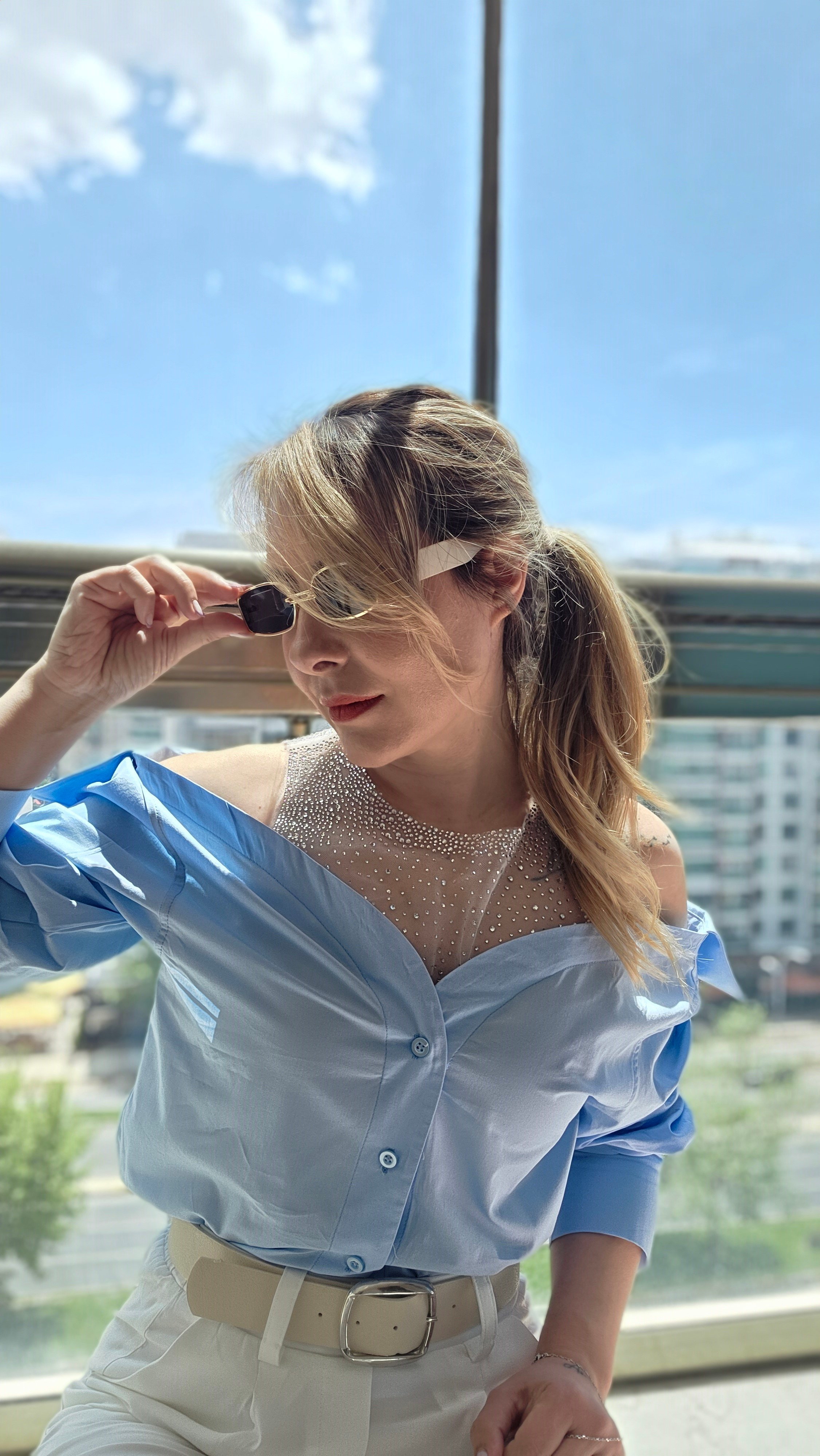 Taşlı Tasarım Gömlek