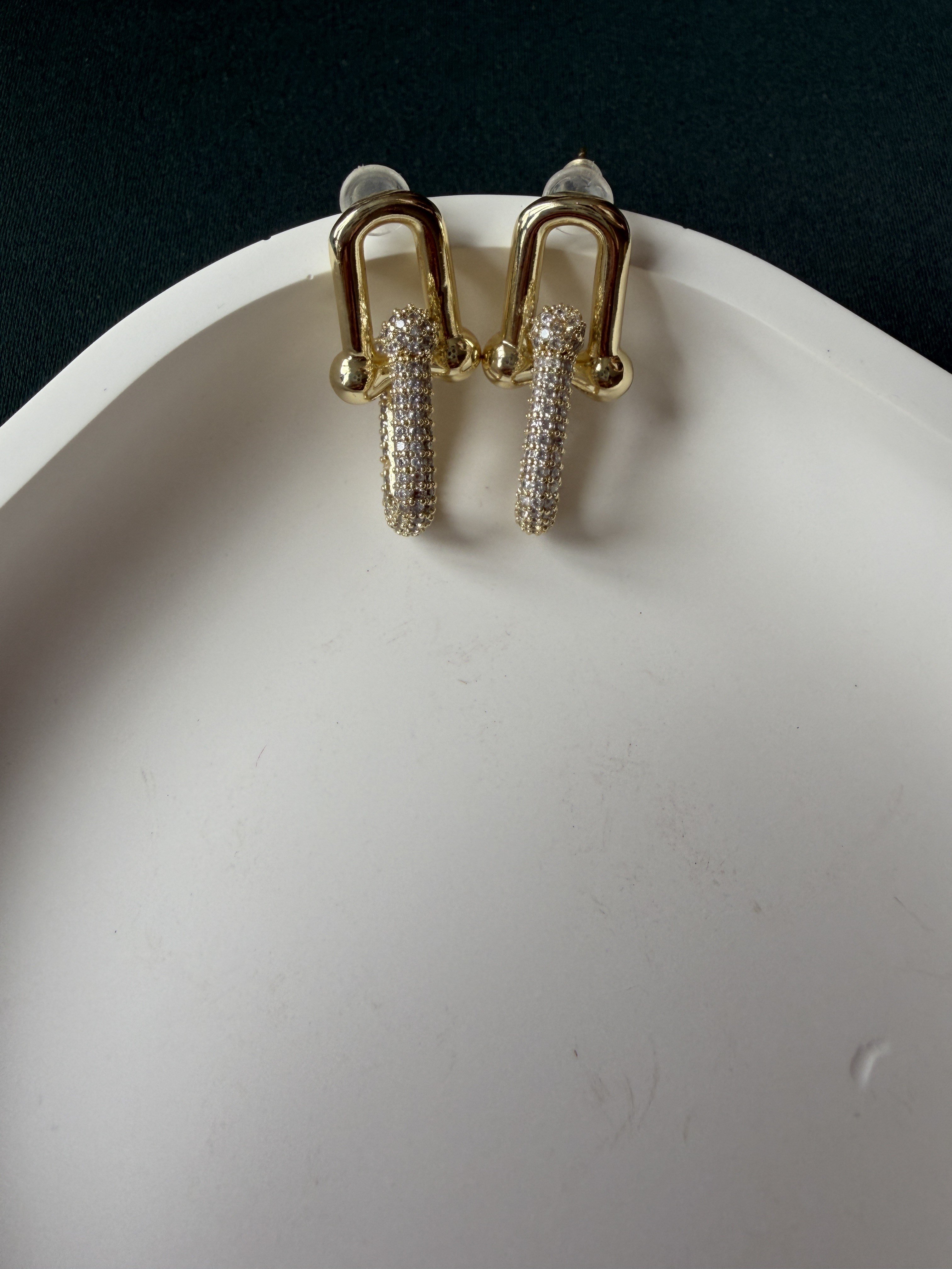 Çelik Gold Oval Tasarım Küpe