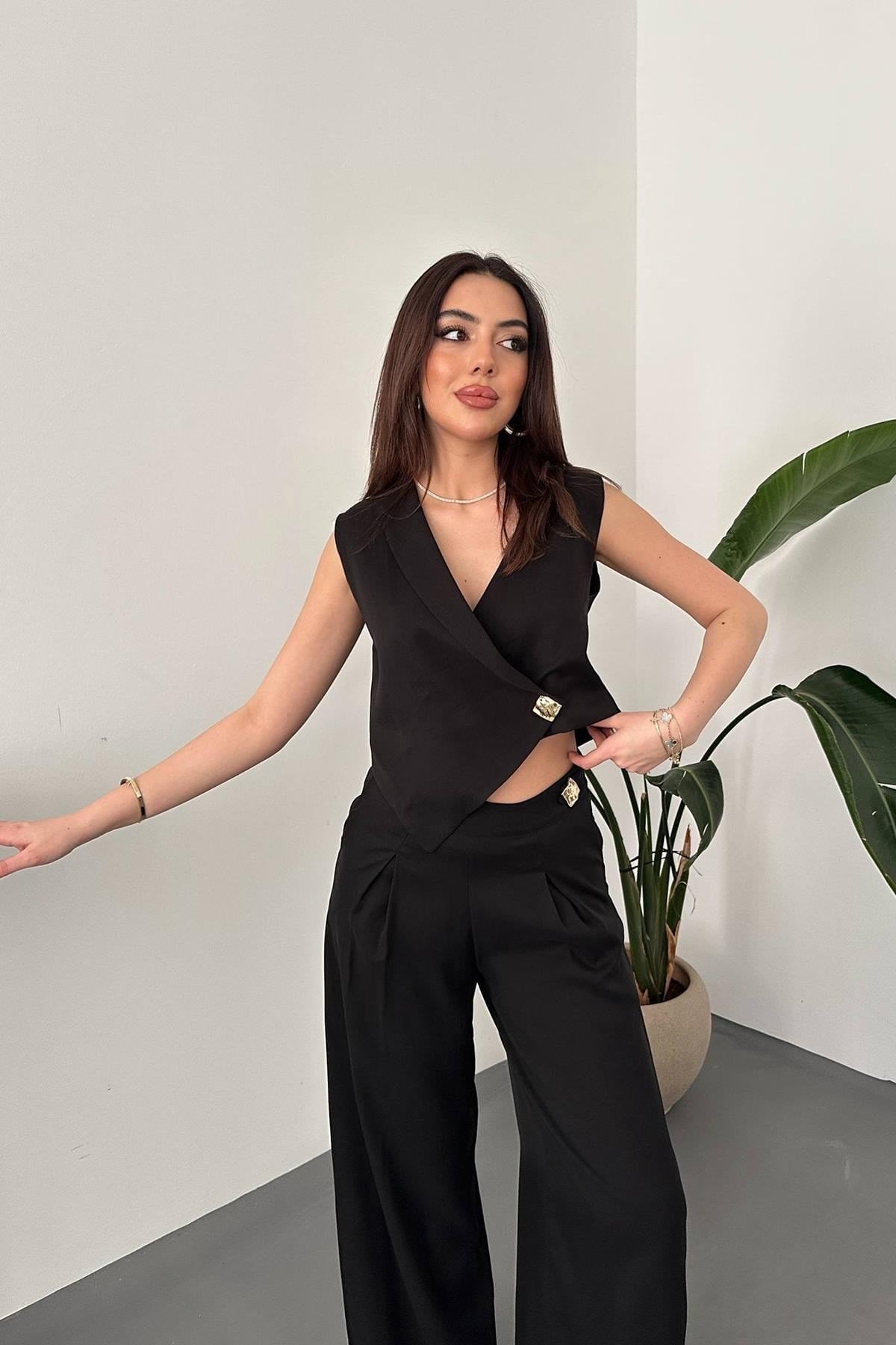 Toptan Siyah Asimetrik Yelek Ve Pantolon Takım