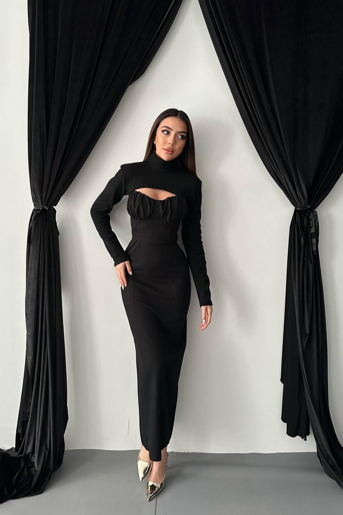 Toptan Siyah Göğüs Kuplu Elbise
