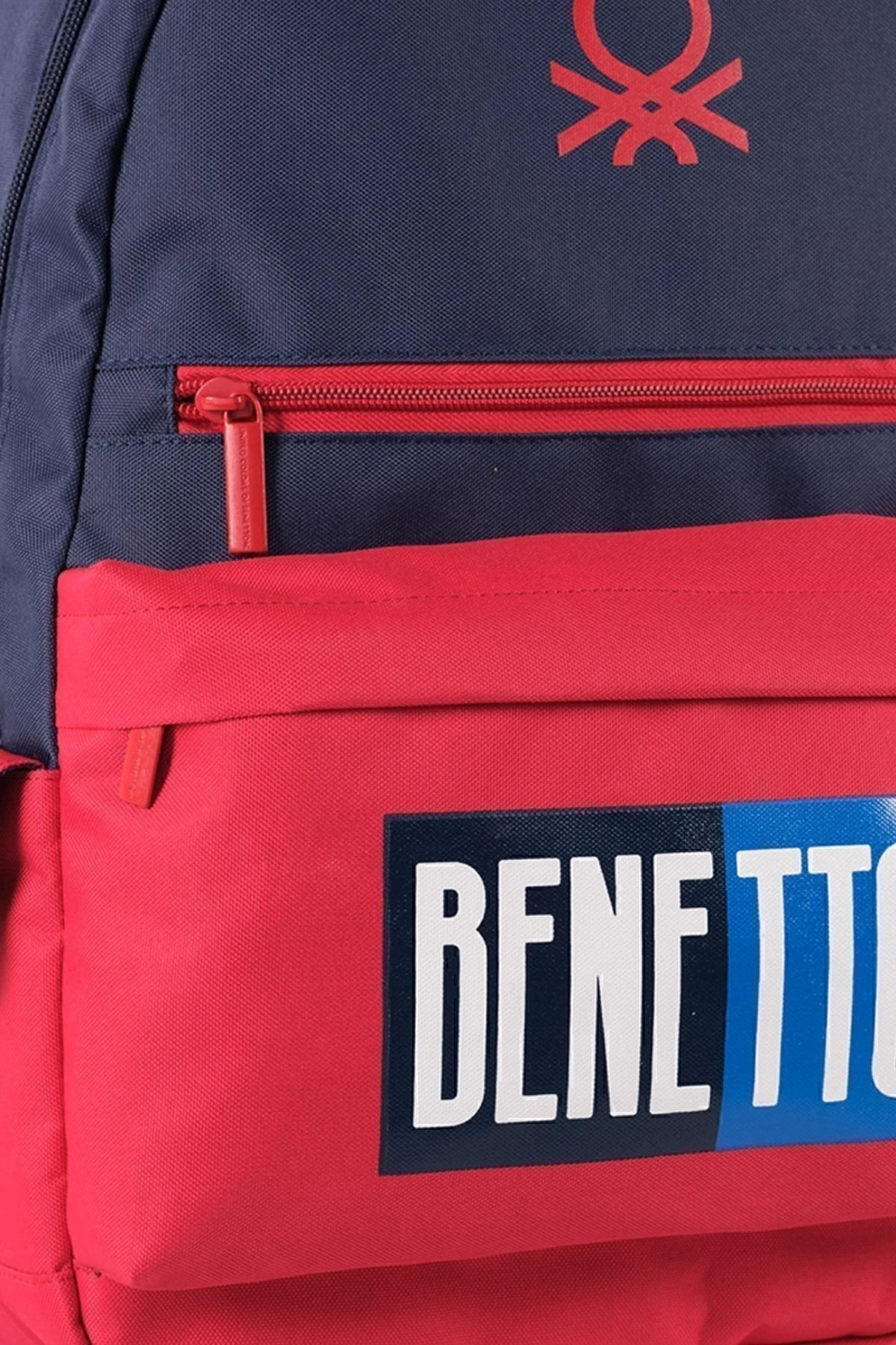 İki Ön Cepli Sırt Çantası