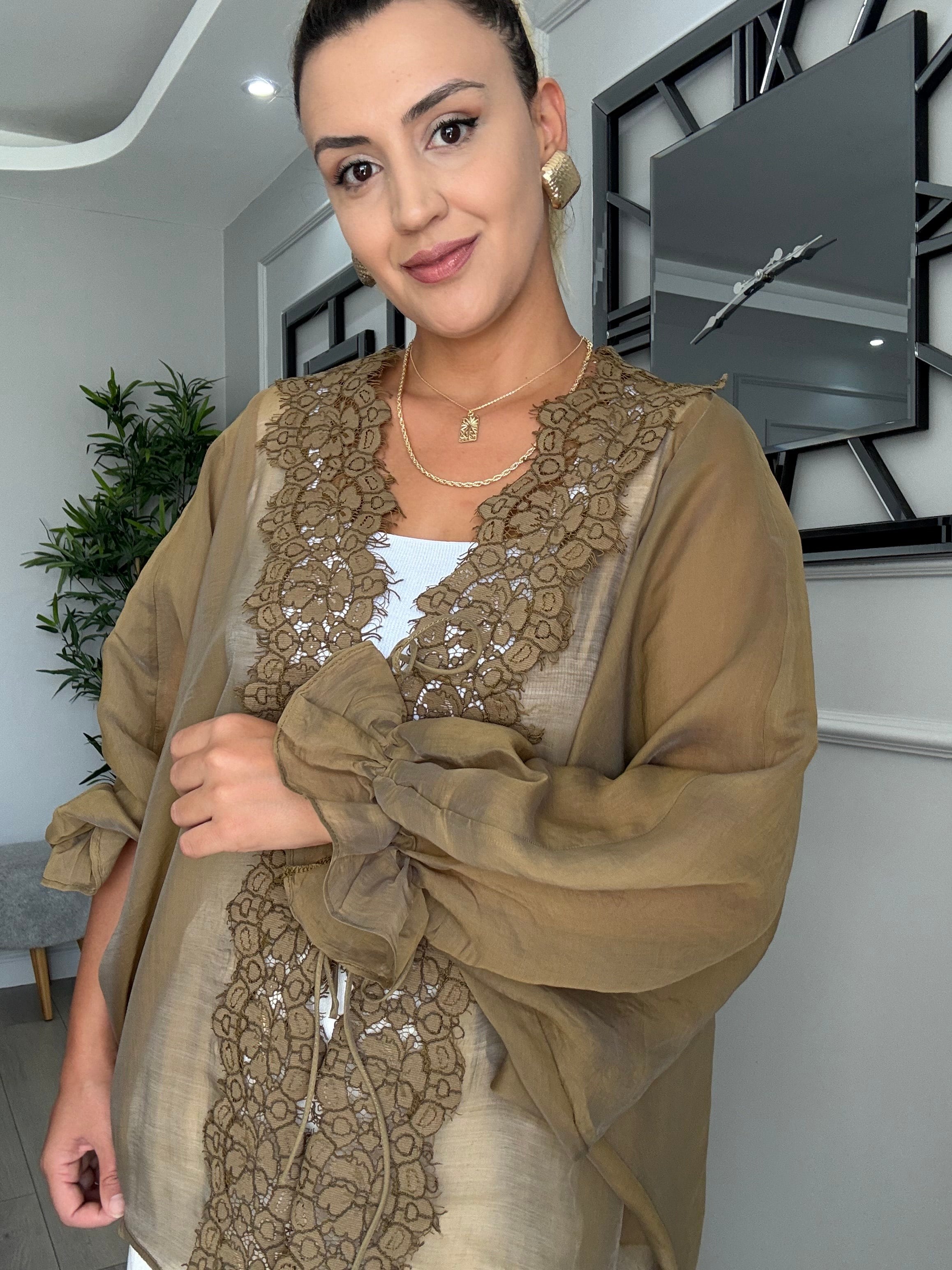 Dantel detaylı gömlek- olive