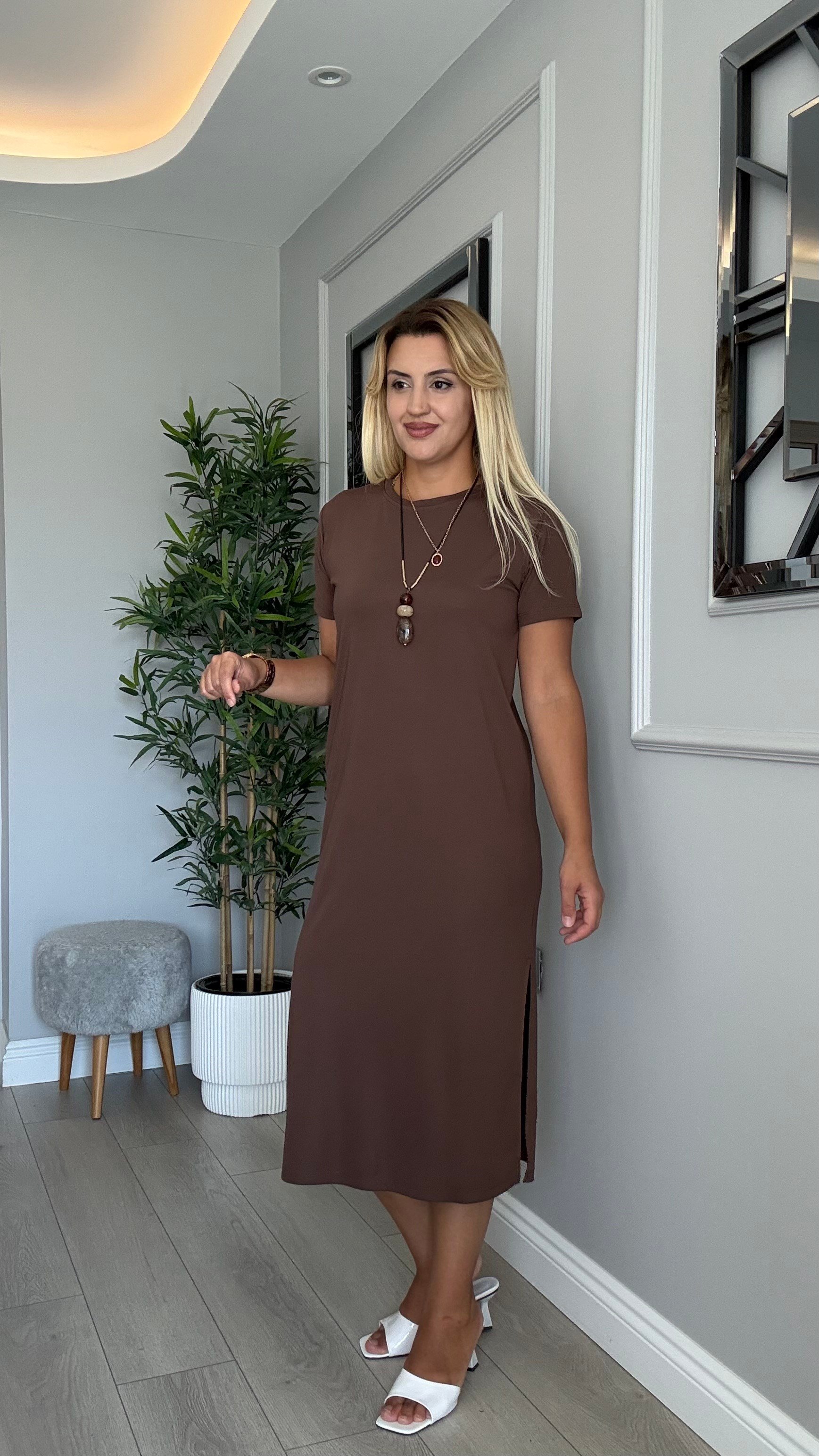 Full esnek rahat modal elbise kahverengi 