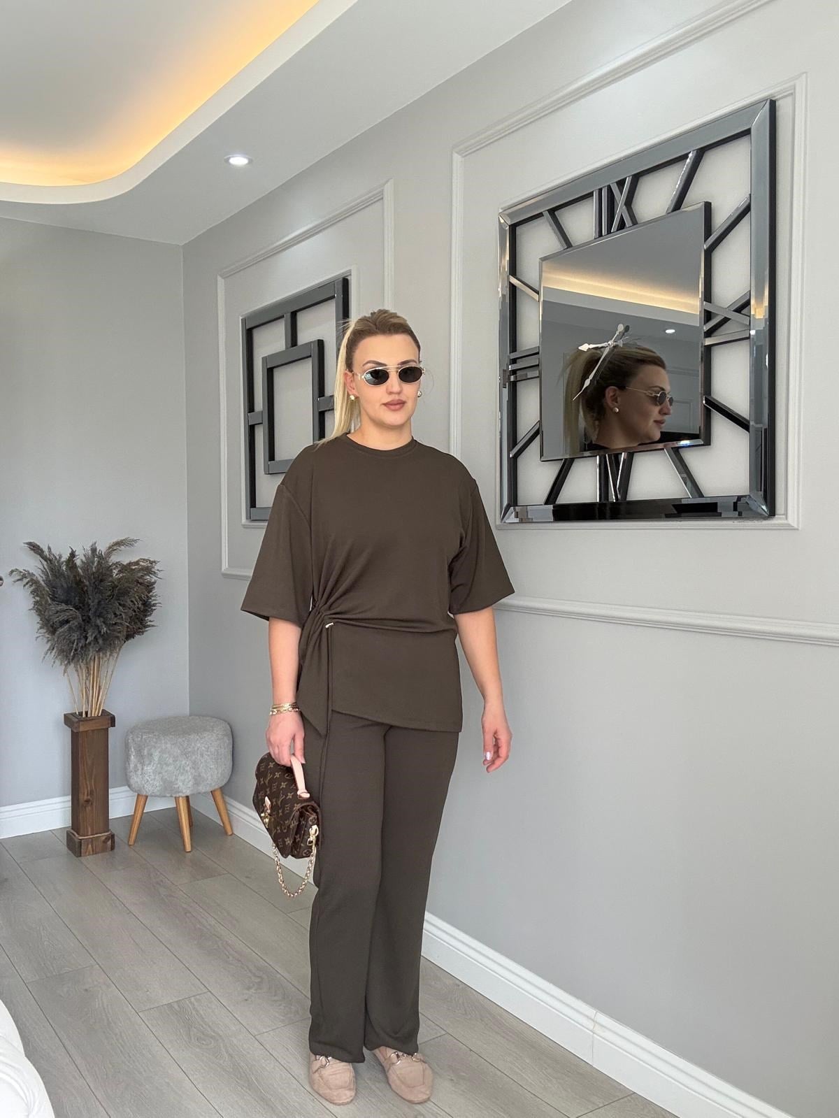 KOYU HAKİ YANLARI BÜZGÜLÜ MODAL TAKIM