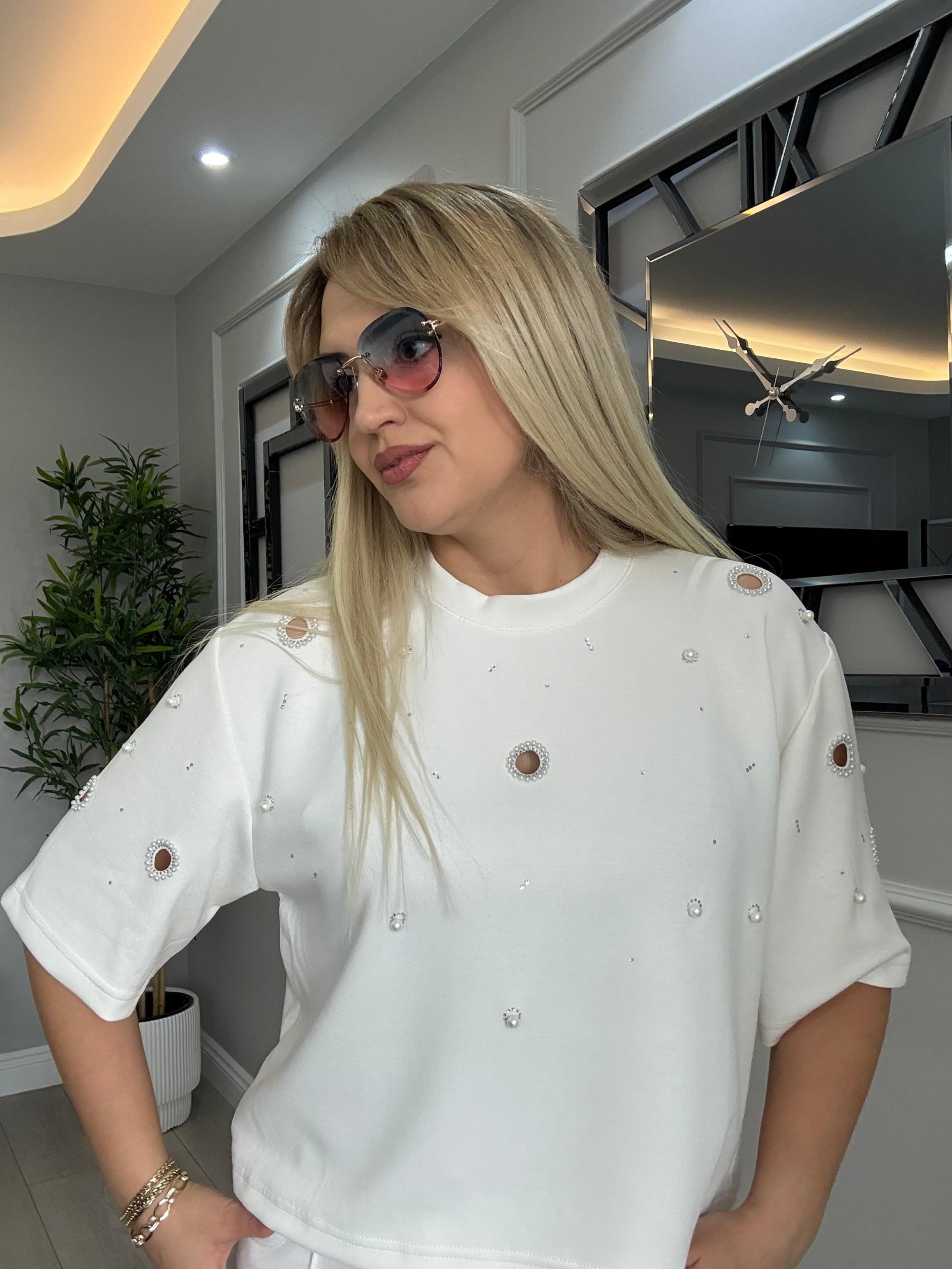 ORJ MARKA MODAL KUMAŞ  KUŞ GÖZÜ DETAYLI İNCİLİ TSHİRT BEYAZ