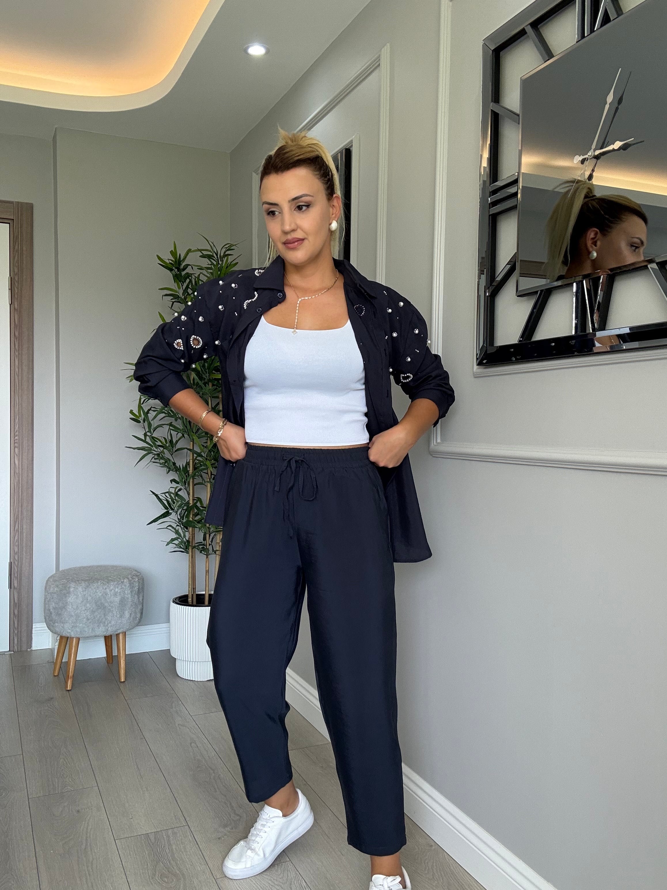 Orj model kuş gözü detaylı taşlı incili tensel takım lacivert 