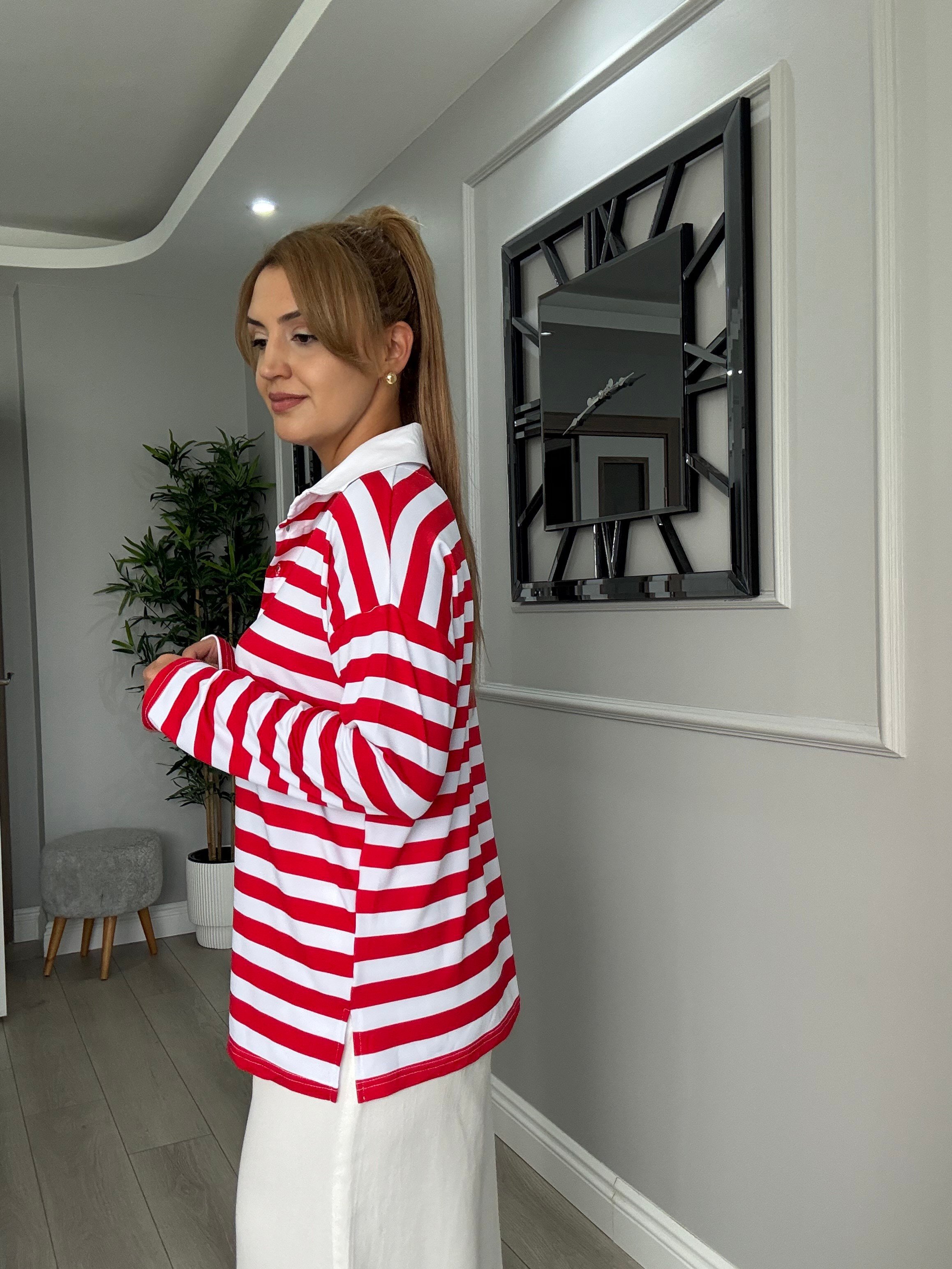 Polo yaka kırmızı beyaz çizgili bluz