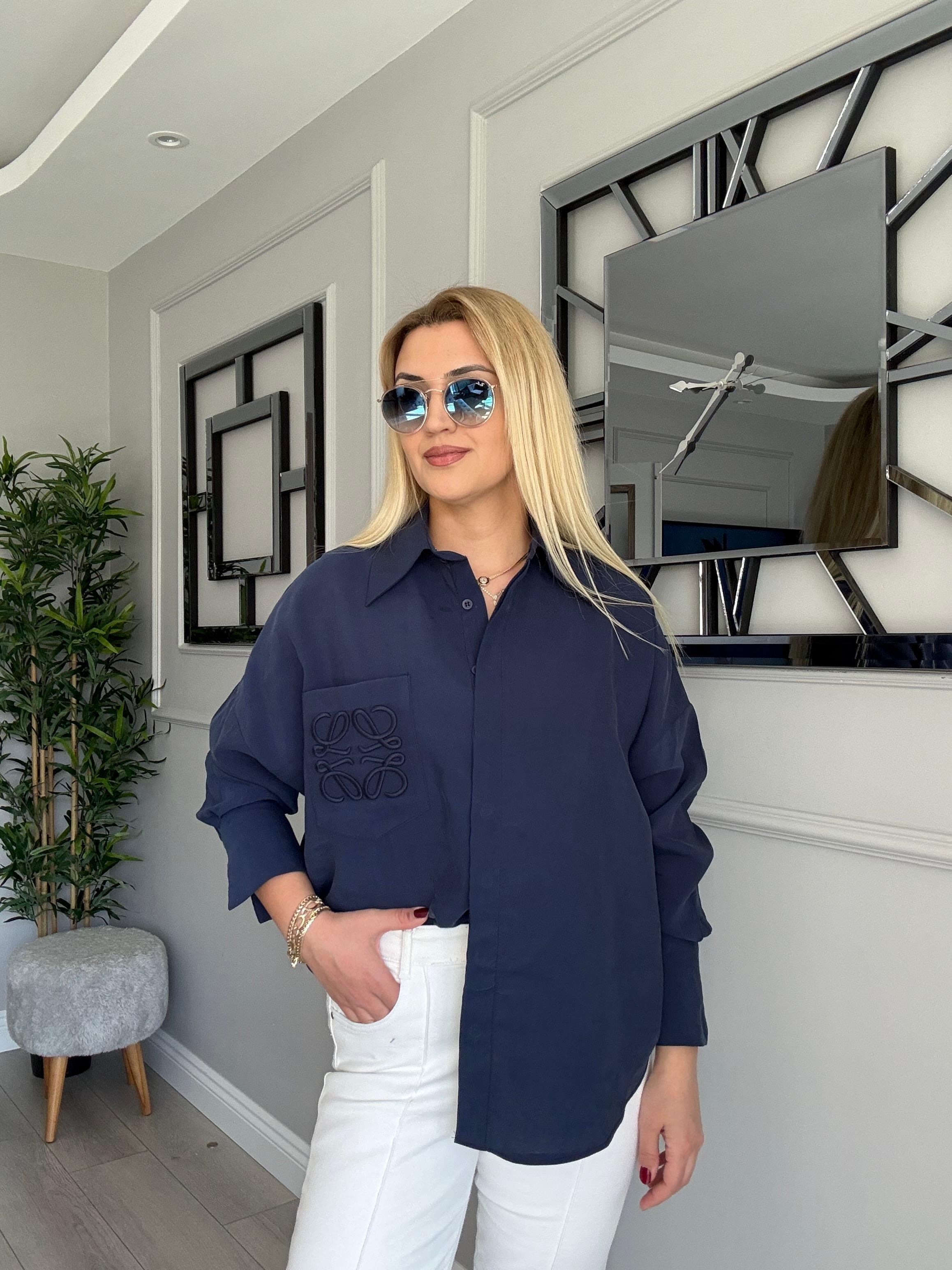 PREMİUM KALİTE 100% MEMNUNİYET GARANTİLİ CEBİ NAKIŞLI GÖMLEK LACİVERT