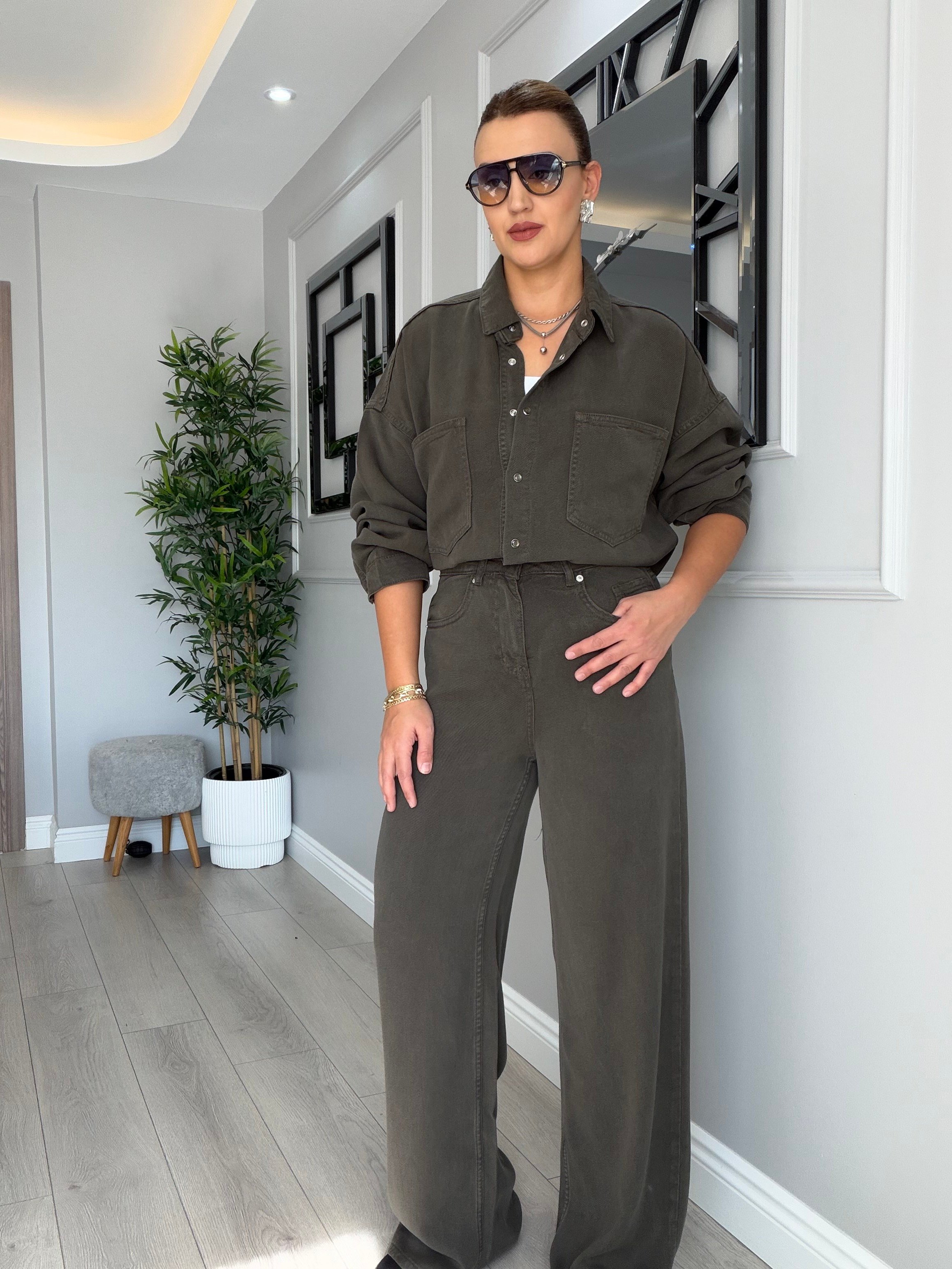 Yumuşacık dökümlü denim takım - haki