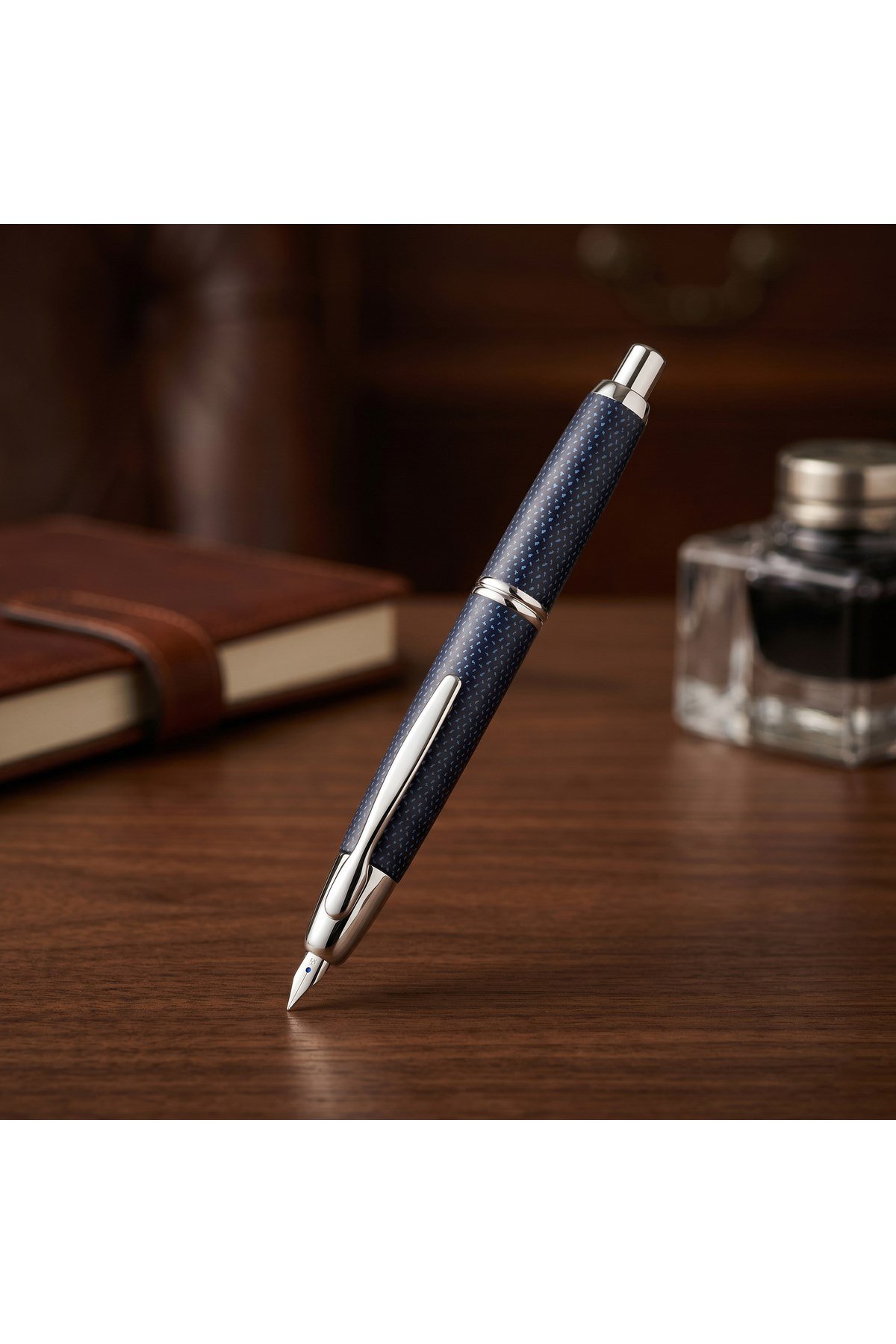 CAPLESS RHODIUM ACCENTS - GRAPHITE Mavi - MEDIUM