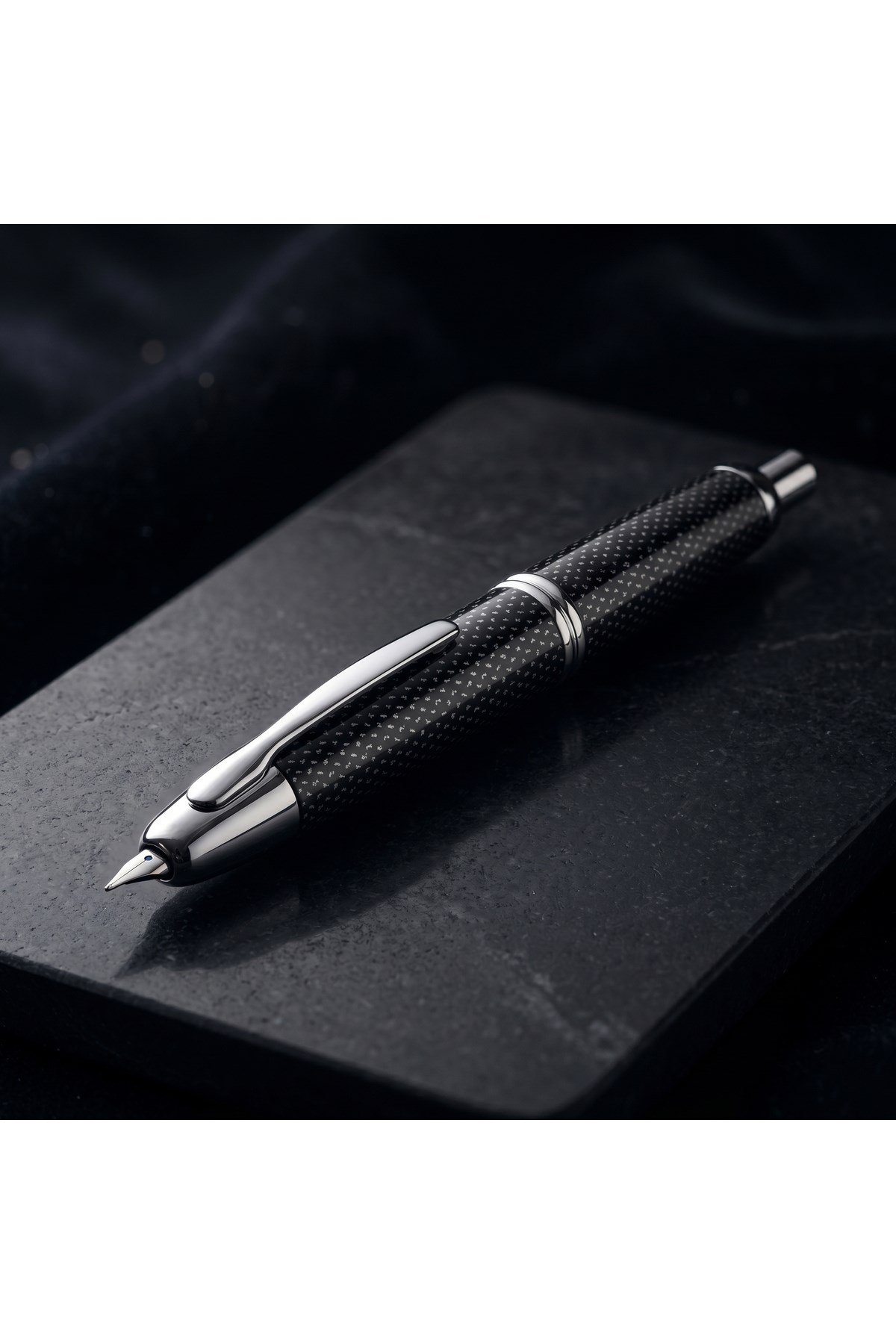 CAPLESS RHODIUM ACCENTS - GRAPHITE Siyah - FINE