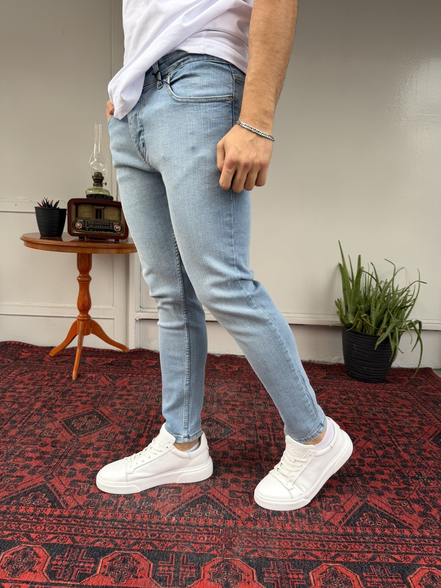 Buz Mavi Yıkamalı SkinnyFit Jean
