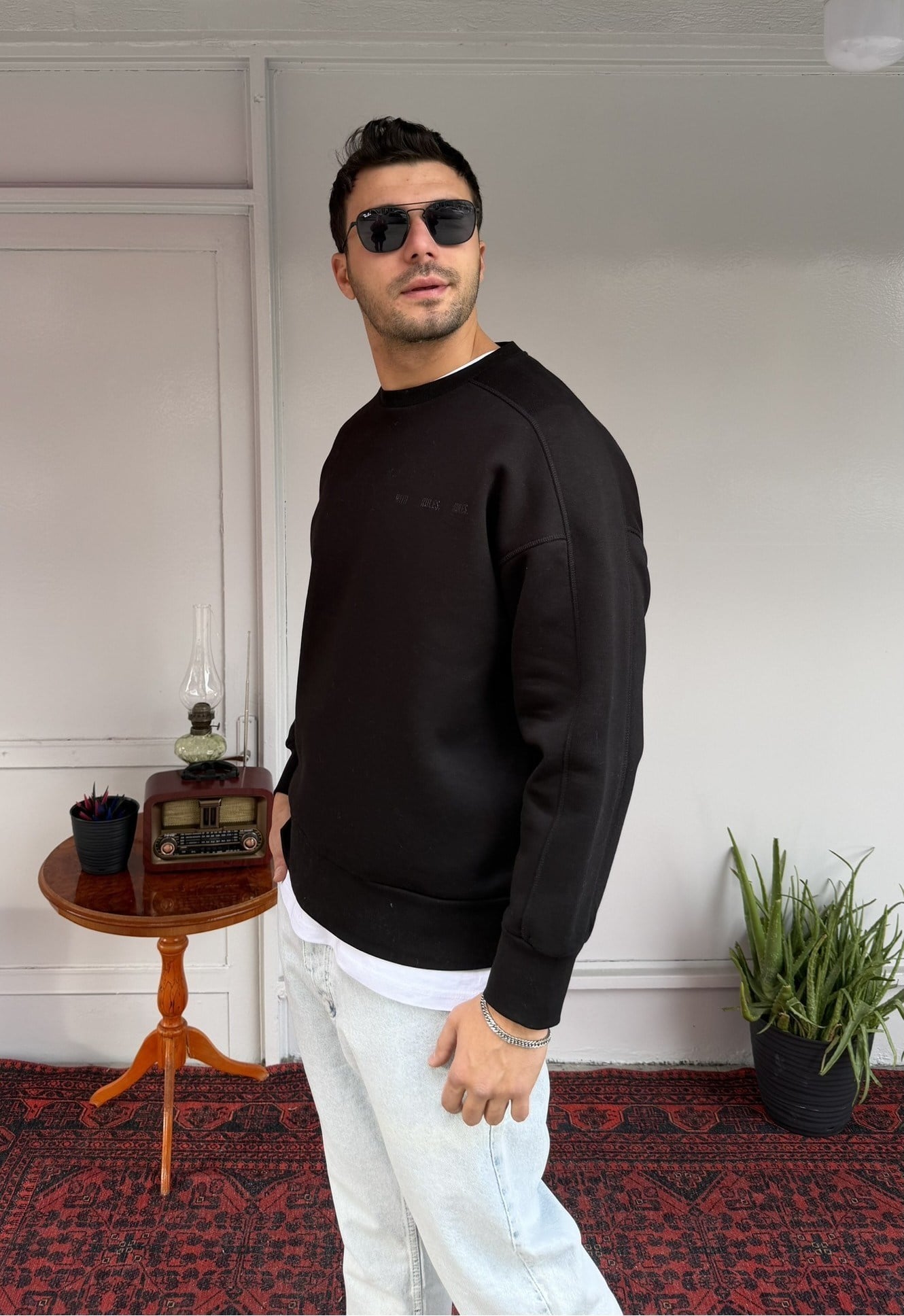 El Yazı Detay Şardonlu Oversize Sweat