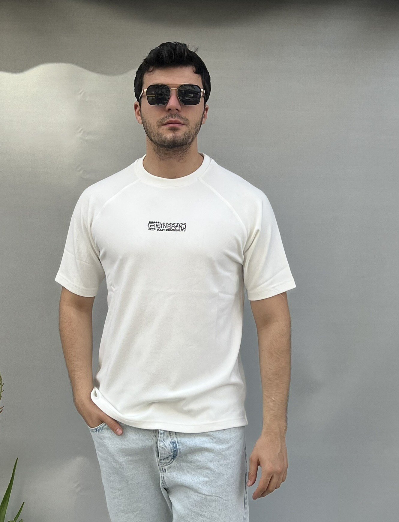 Indıva Ön Kabartma Yazı