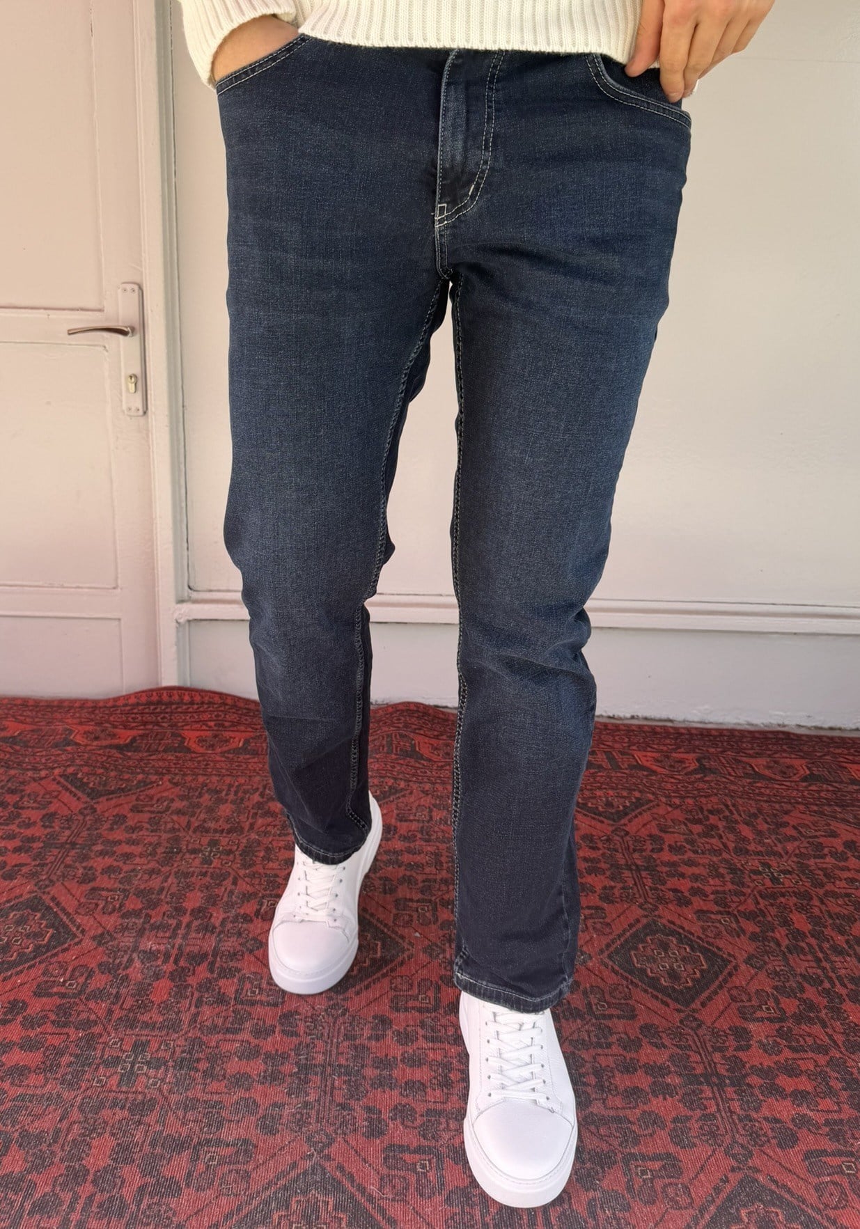 Keps Lacivert Spor Dikiş Detay Yıkamalı Regular Jean