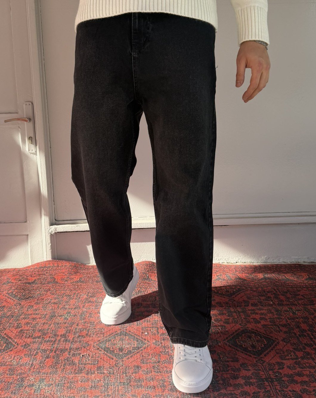 Keps Siyah Yıkamalı Relax Baggy Jean