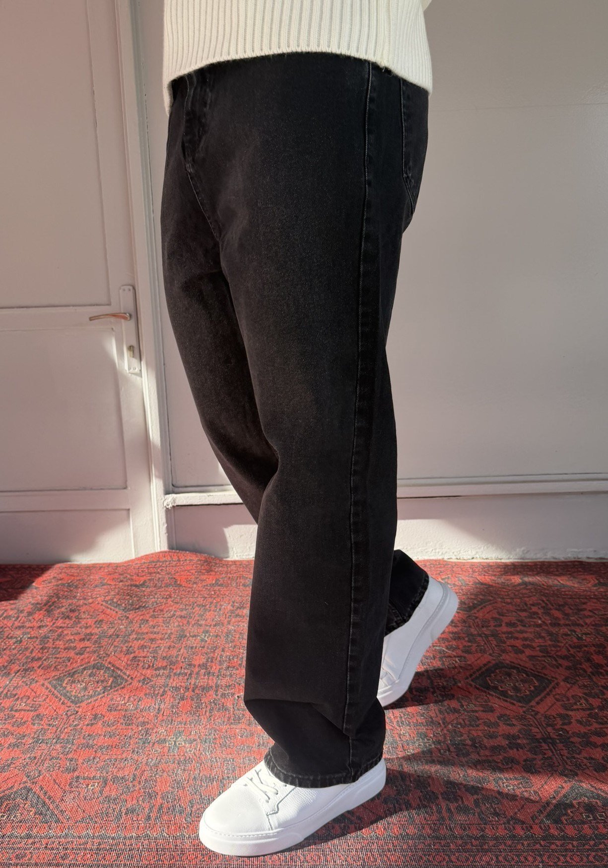 Keps Siyah Yıkamalı Relax Baggy Jean