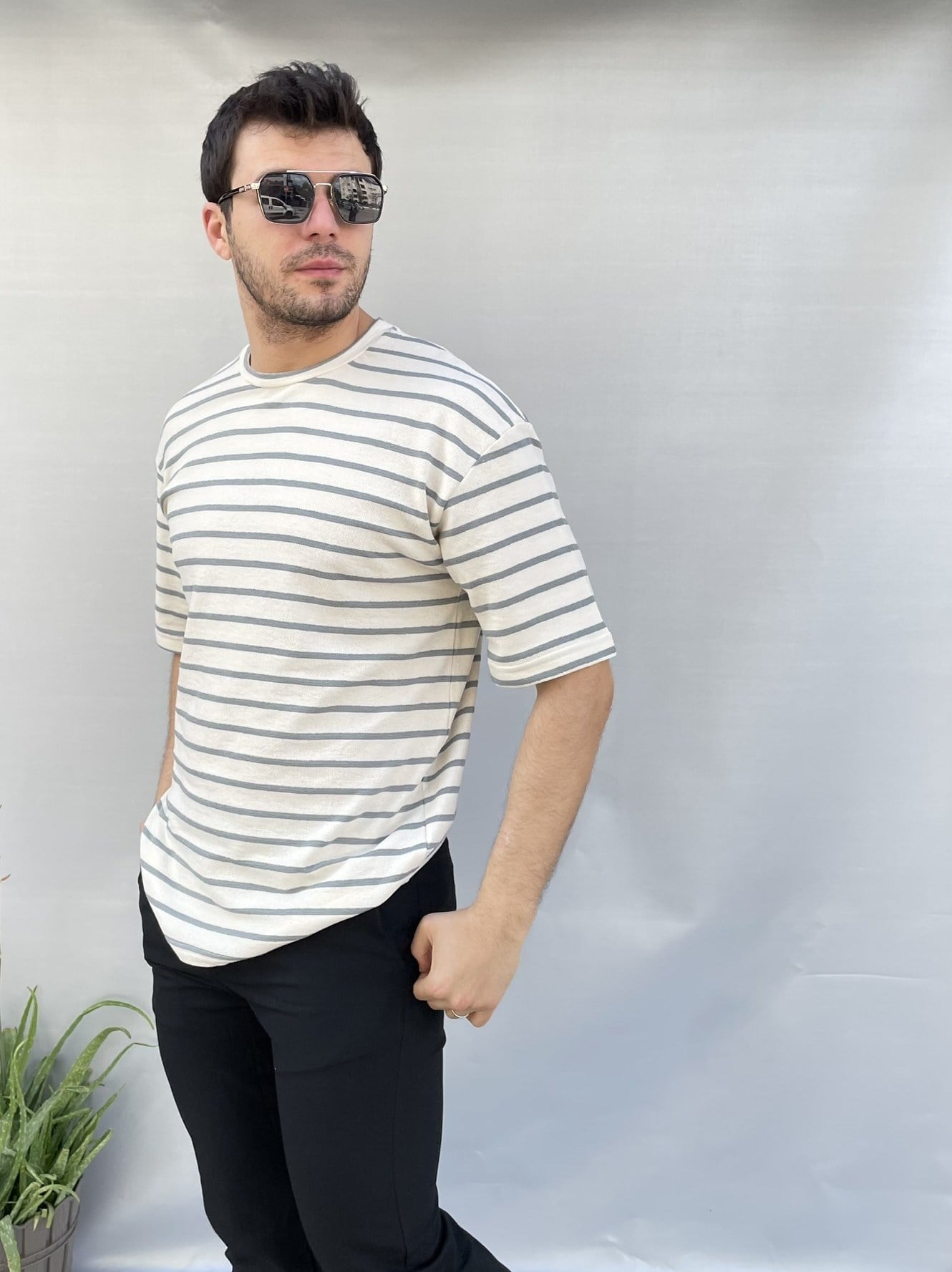 Keps Yan Çizgi T-shirt