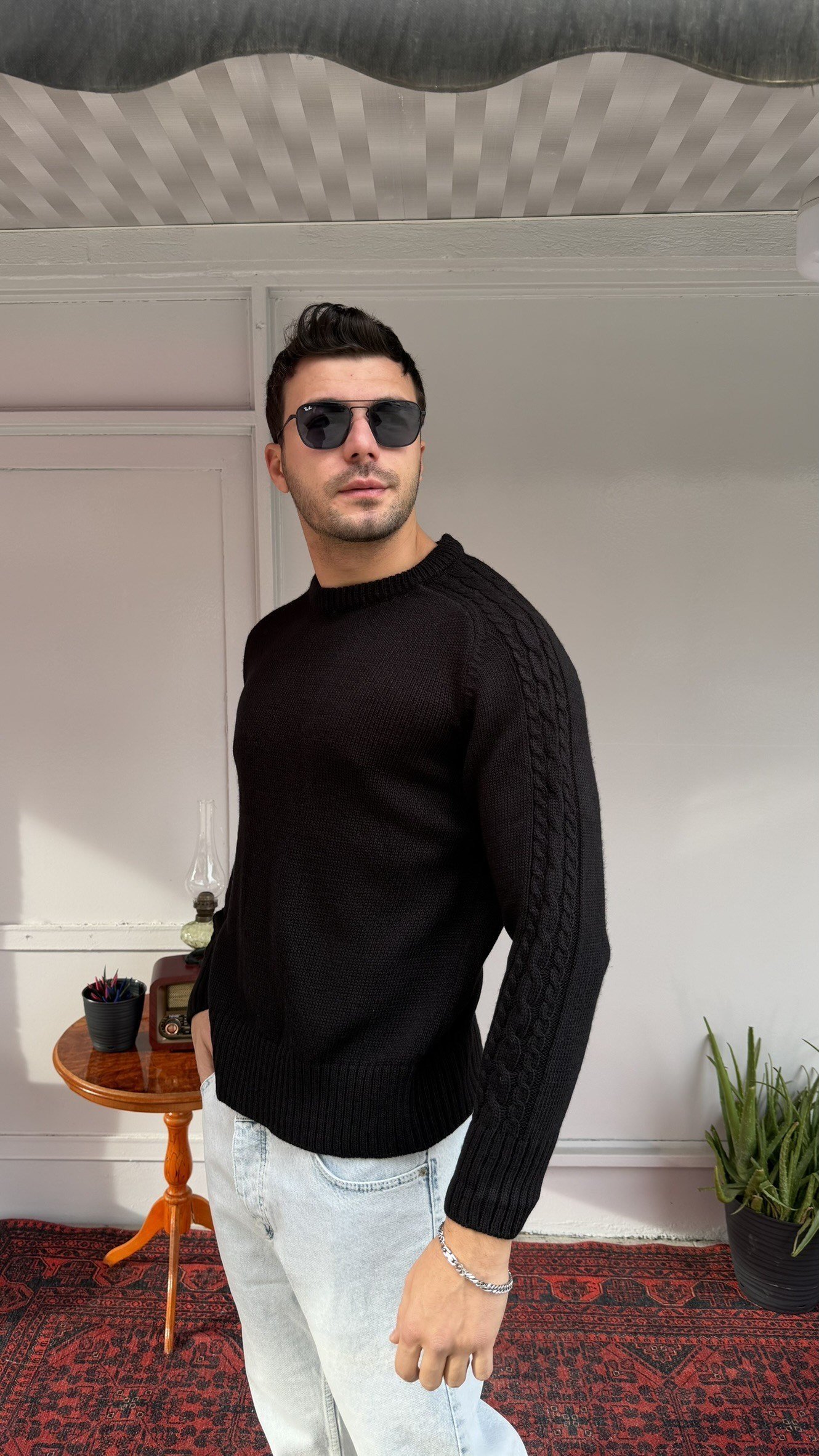 Kol Örgülü Triko