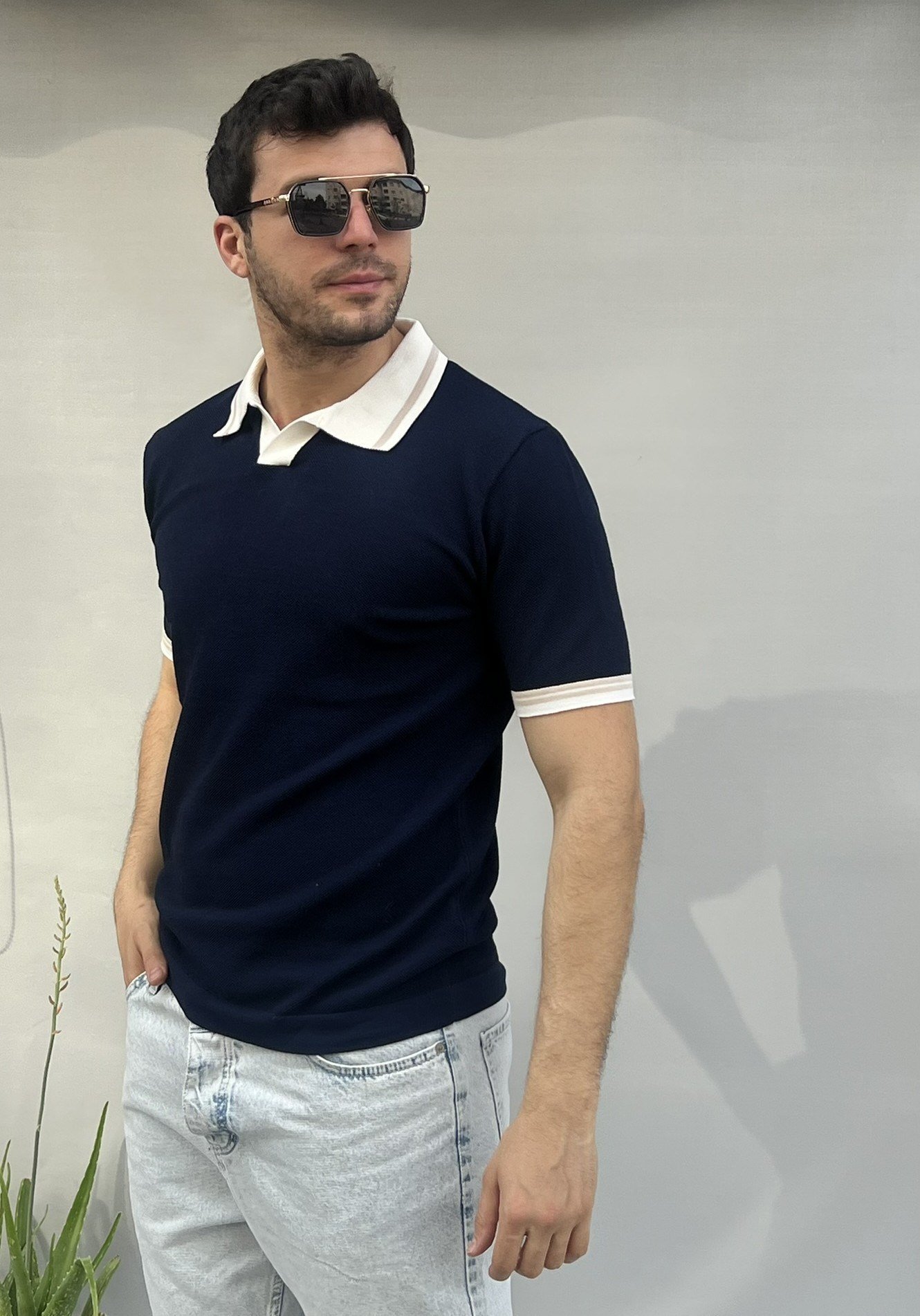 Kol Ve Yaka Çizgili Triko T-shirt