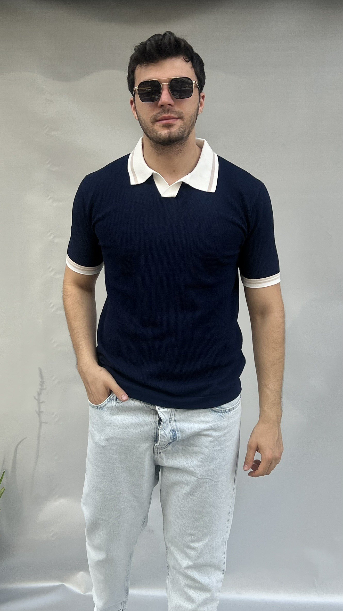 Kol Ve Yaka Çizgili Triko T-shirt