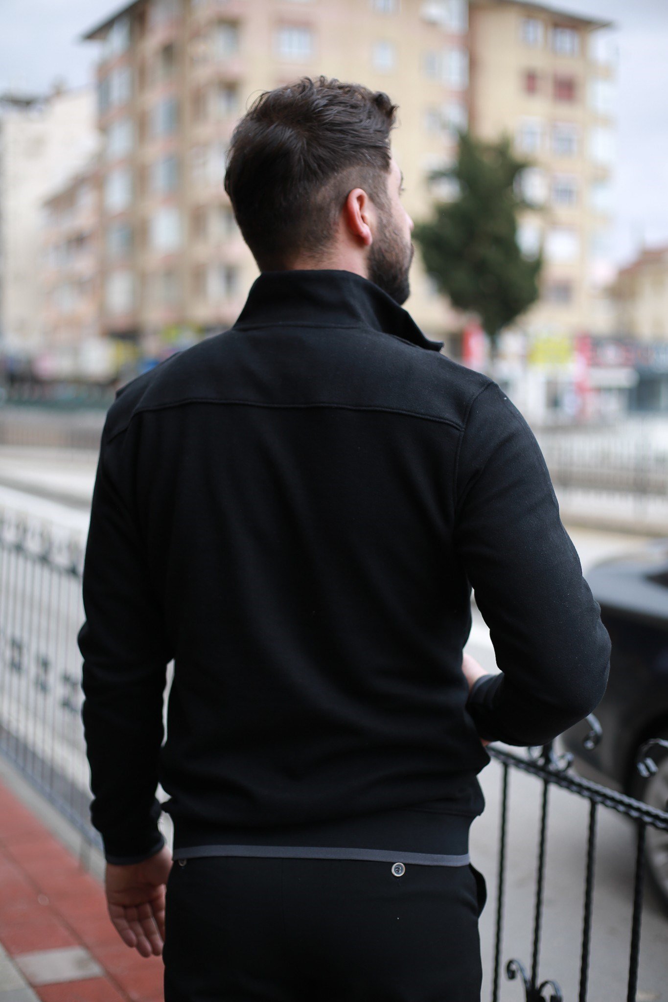 Ön Fermuarlı İnce Kaşe