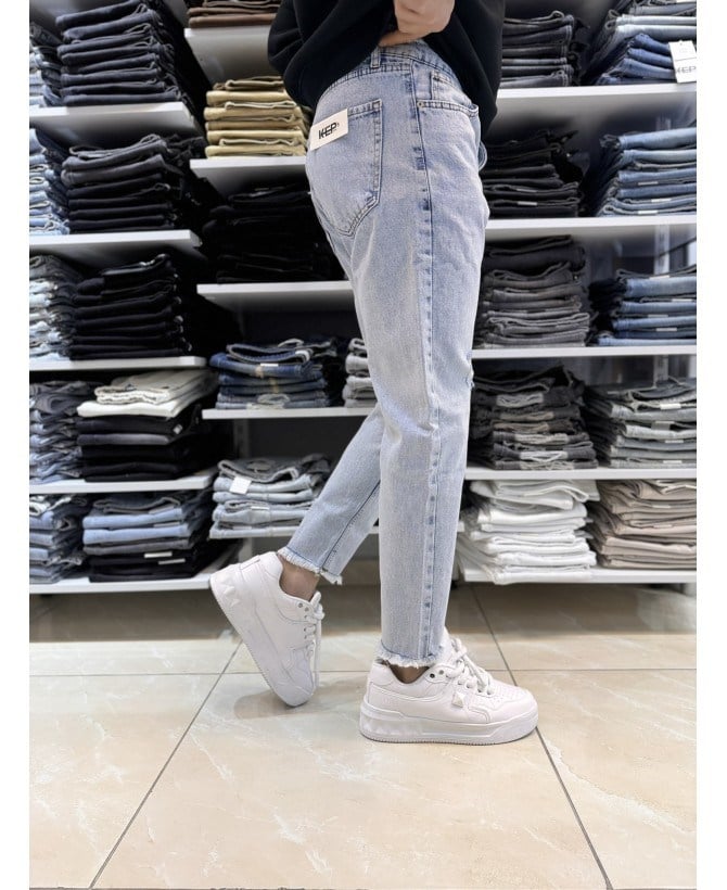 Paça Püskül Detay Boyfriend Jean