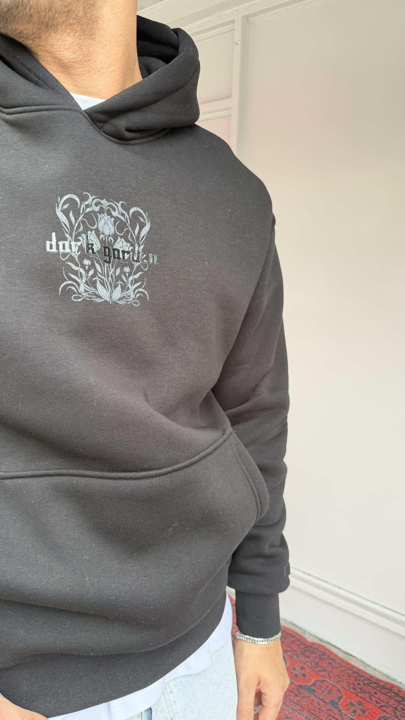 Sırt Baskılı Dark Garden Oversize Sweatshirt