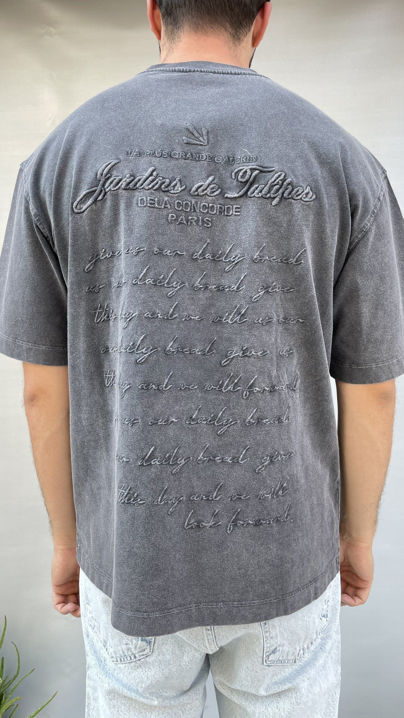 Sırt Yazı Nakış Oversize T-shirt