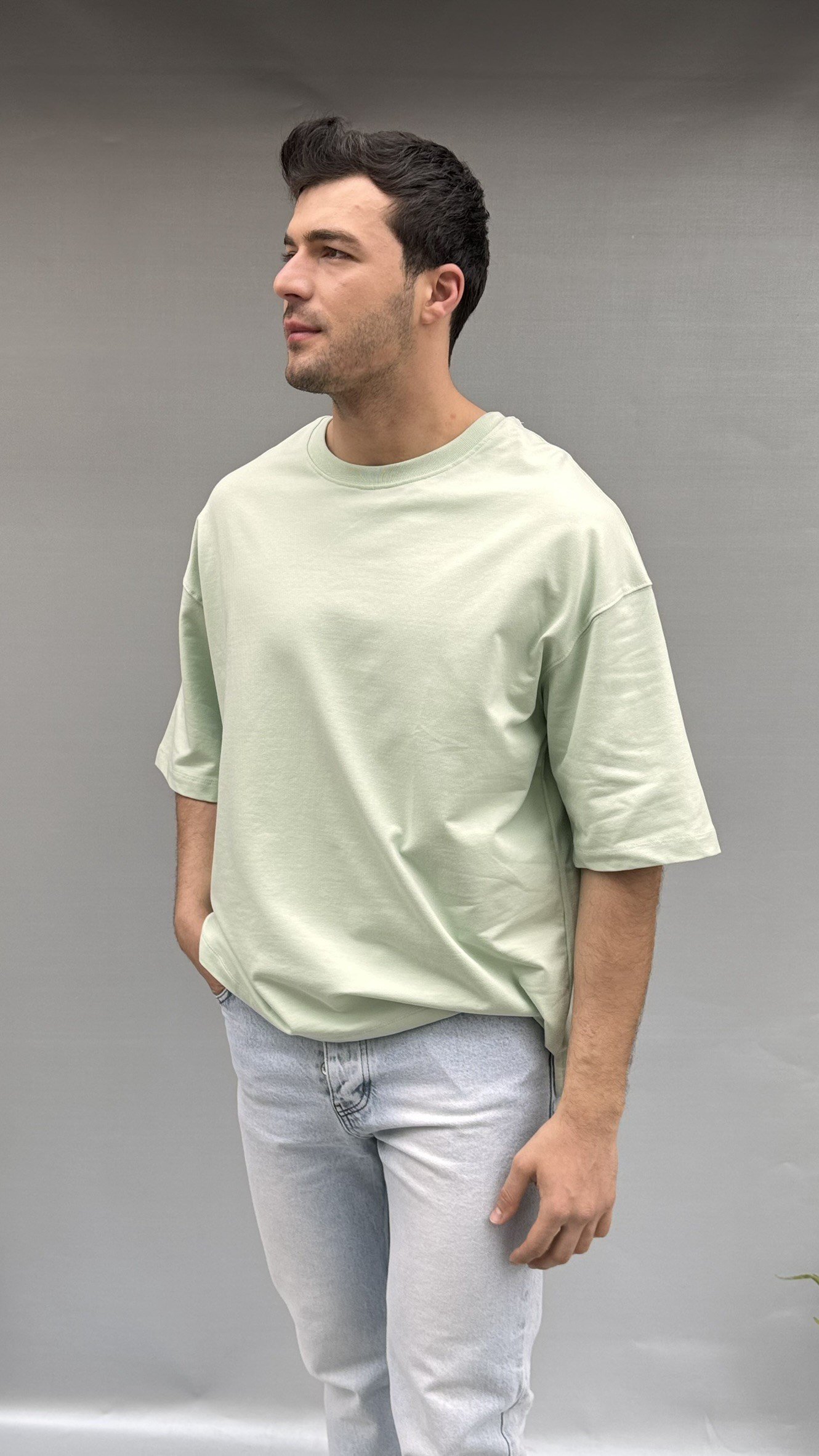 Yan Yırtmaç Detay Oversize T-shirt