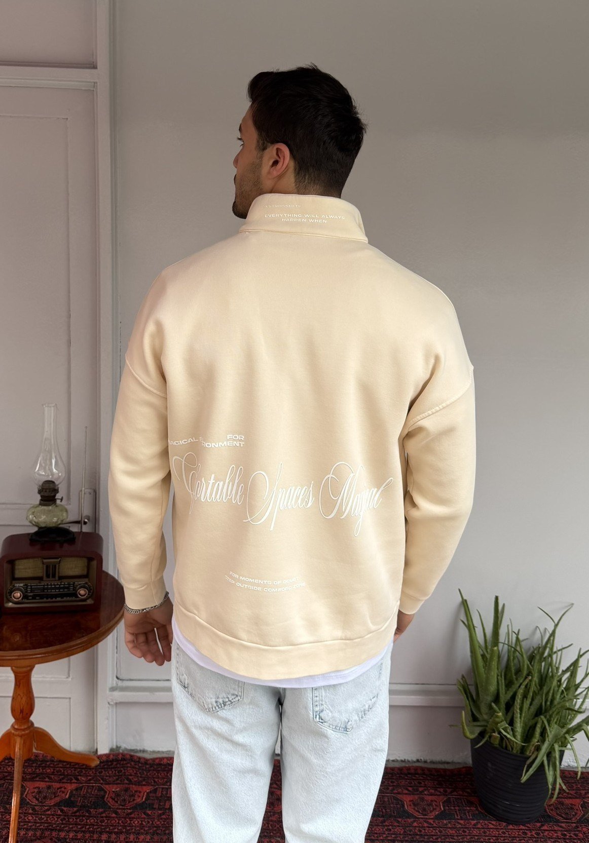 Yazı Detaylı Yarım Fermuar Sweat