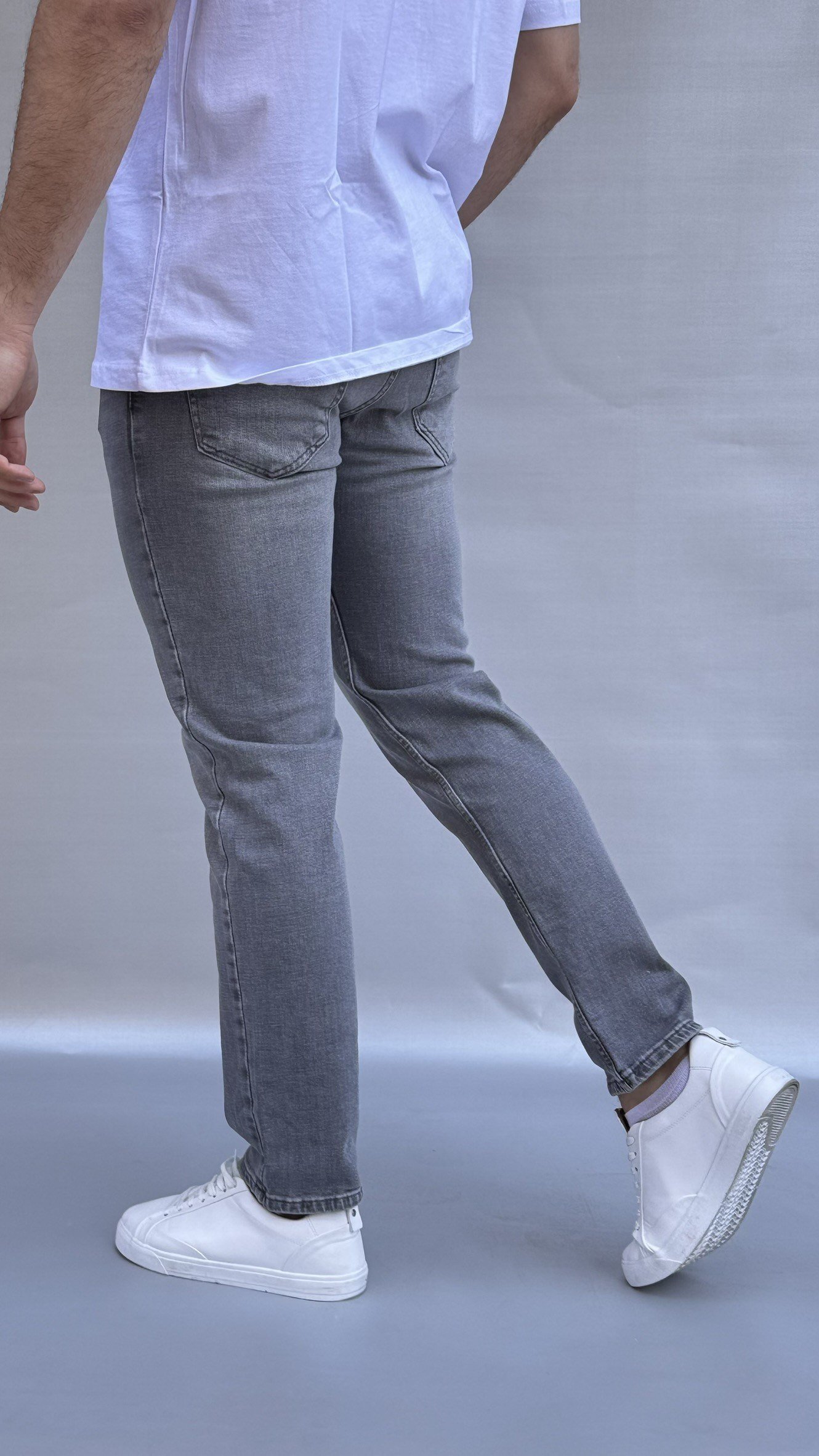 Yıkamalı Gri Slim Fit Jean