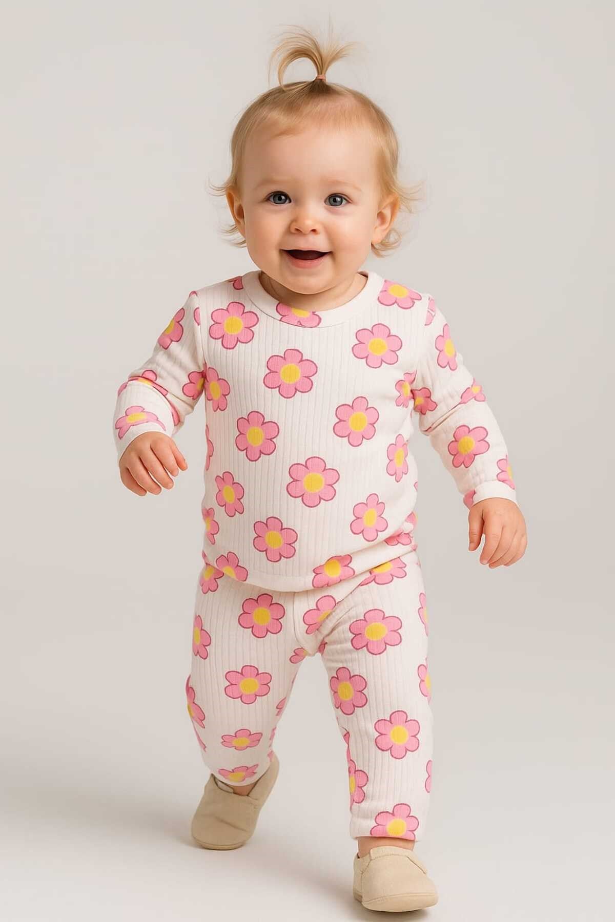 raporlu kumaş desenli çocuk pijama takımı