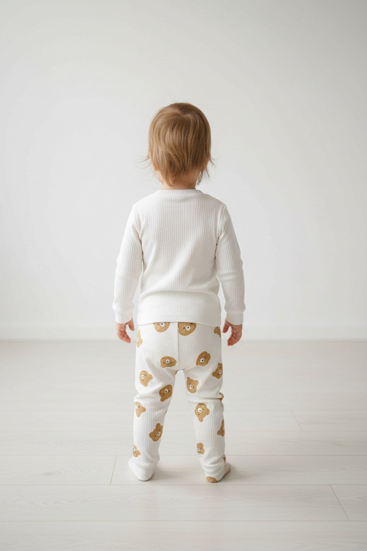 Raporlu Kumaş Desenli Çocuk Pijama Takımı