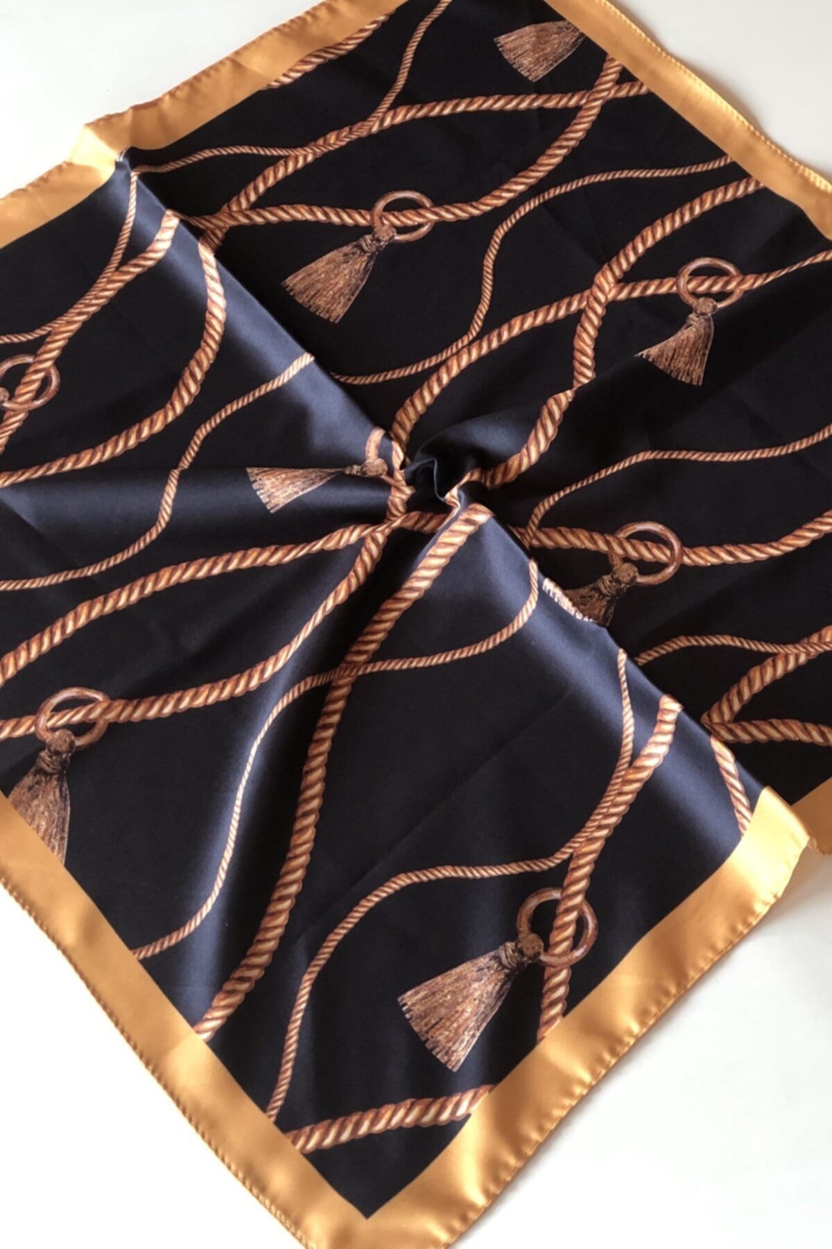¿ Gold Siyah Marıe Fular Bandana Kadın