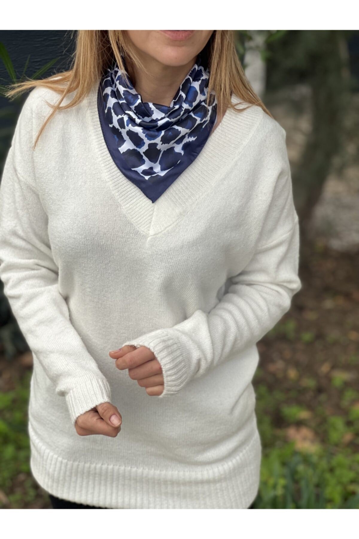 ¿ Mavi Lacivert Leopar Desenli Fular Bandana Kadın Aksesuar