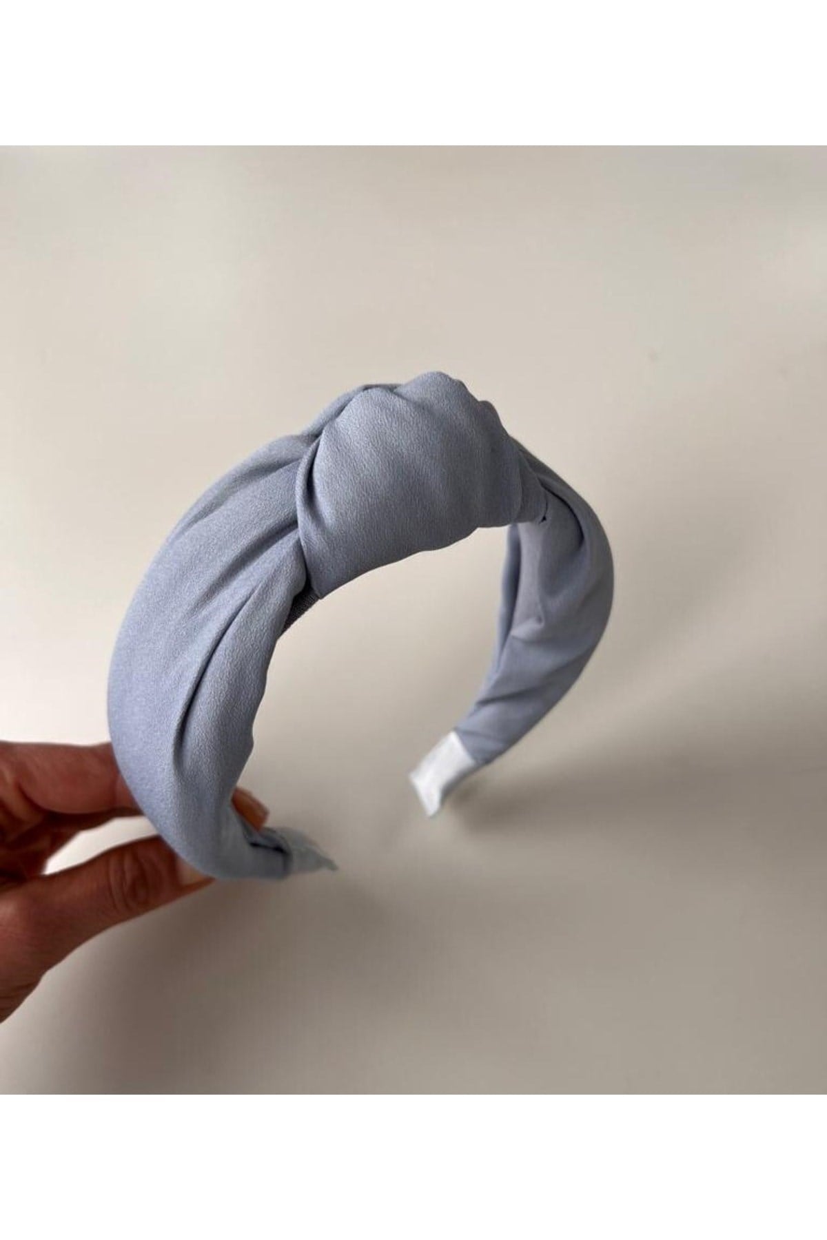 Açık Gri Burgu Taç