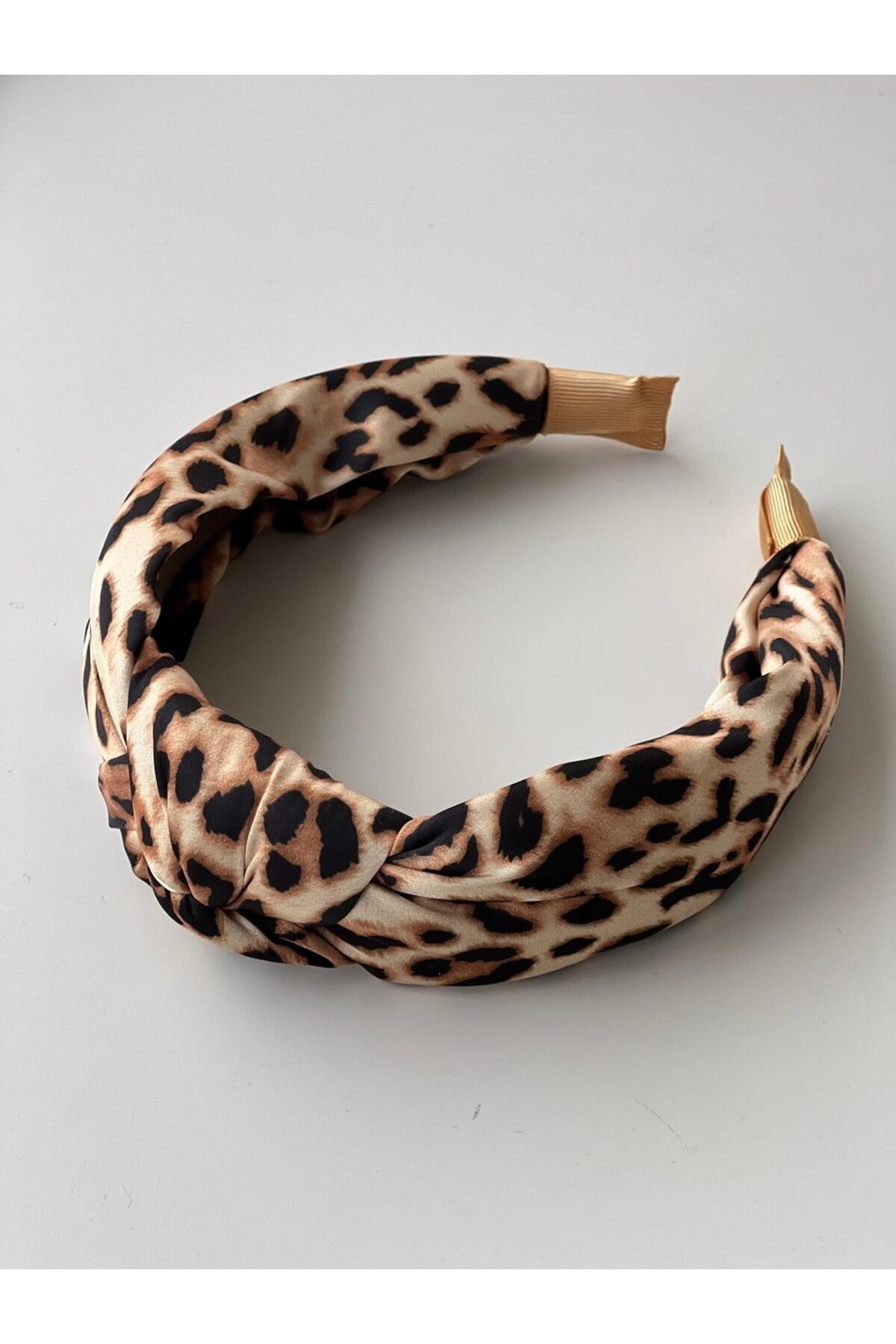 Bej Leopar Desen Düğümlü Taç