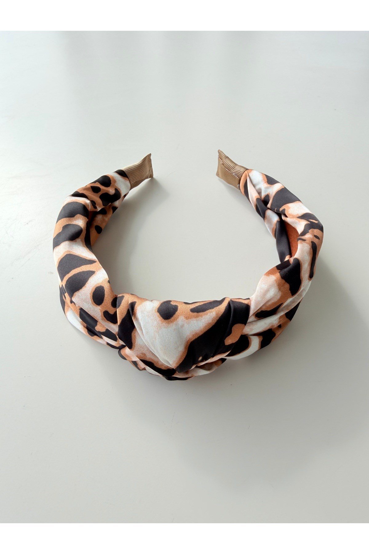 Bej Leopar Desen Düğümlü Taç Bandana Saç Aksesuarı