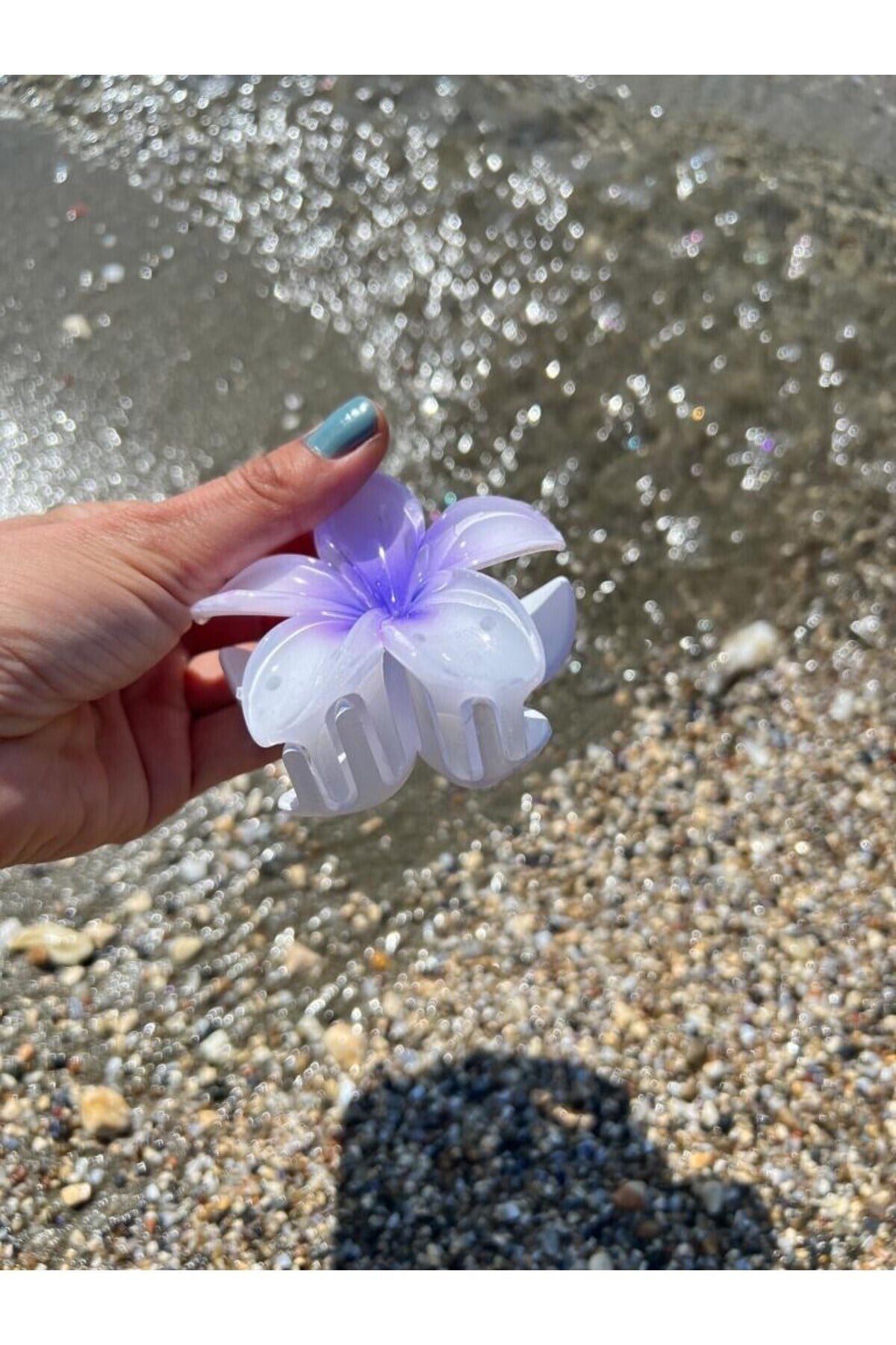 Beyaz lila LOTUS Toka