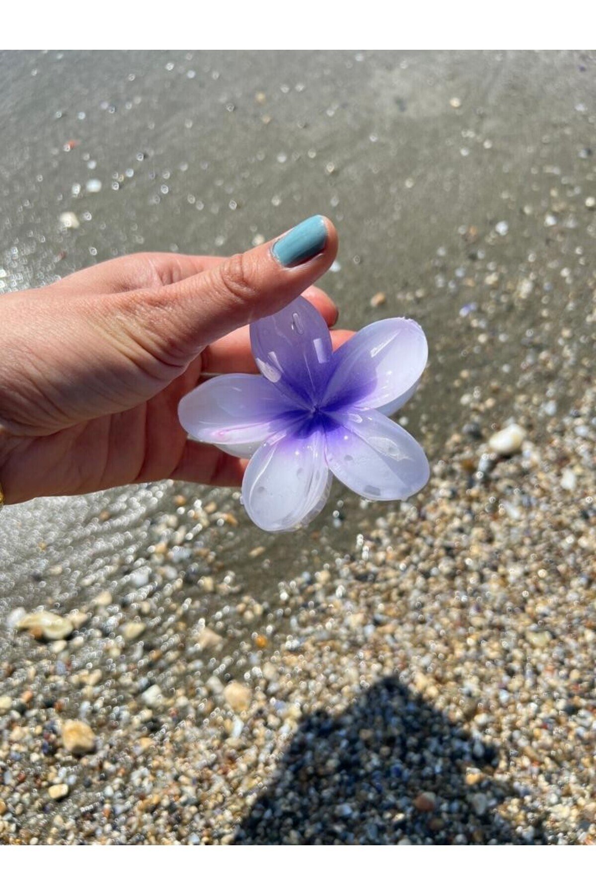 Beyaz lila LOTUS Toka