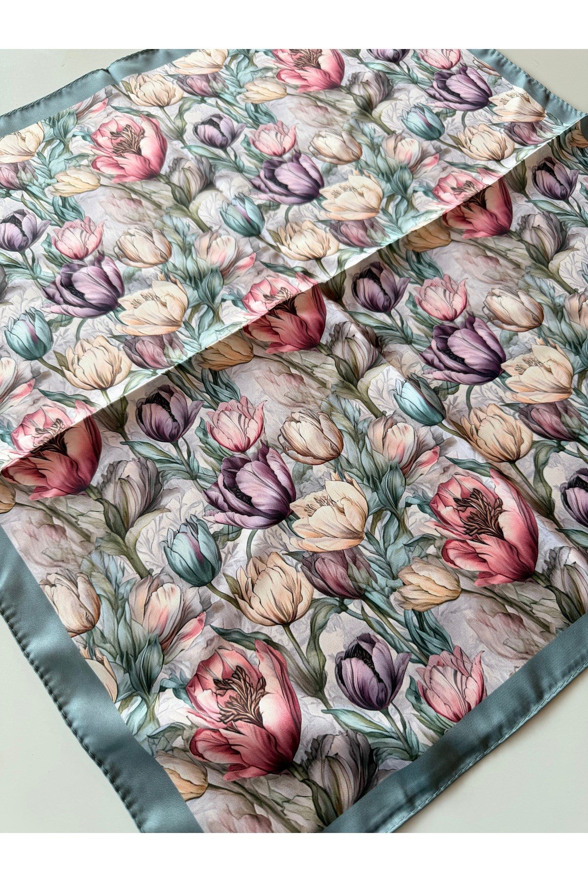 Çiçek Desenli Fular Bandana Kadın Giyim Aksesuar 50x50cm