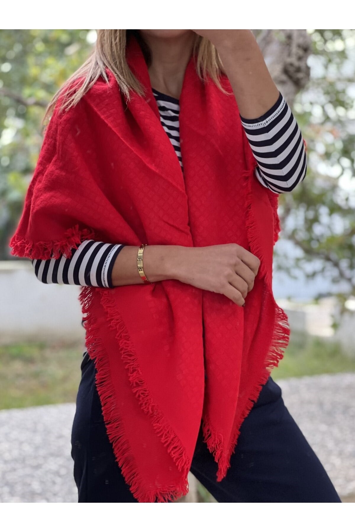 CRISTINA kırmızı akrilik şal
