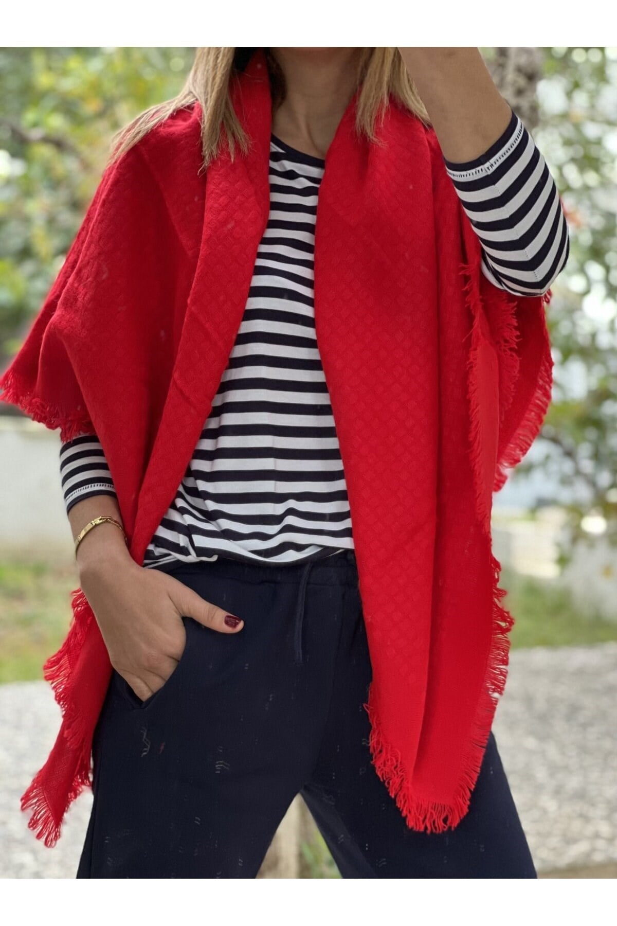 CRISTINA kırmızı akrilik şal