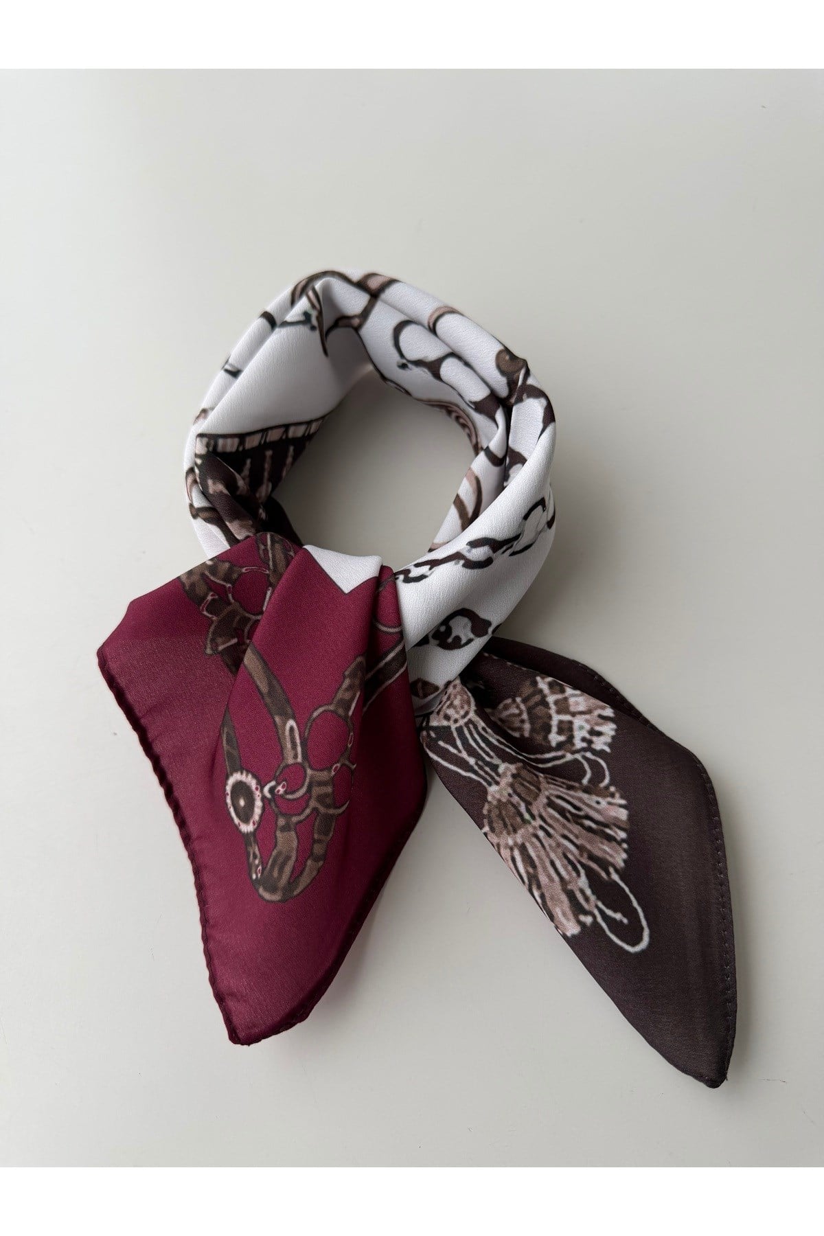 Desenli Bordo Kahverengi Fular Bandana 50x50 Kadın Giyim Aksesuar