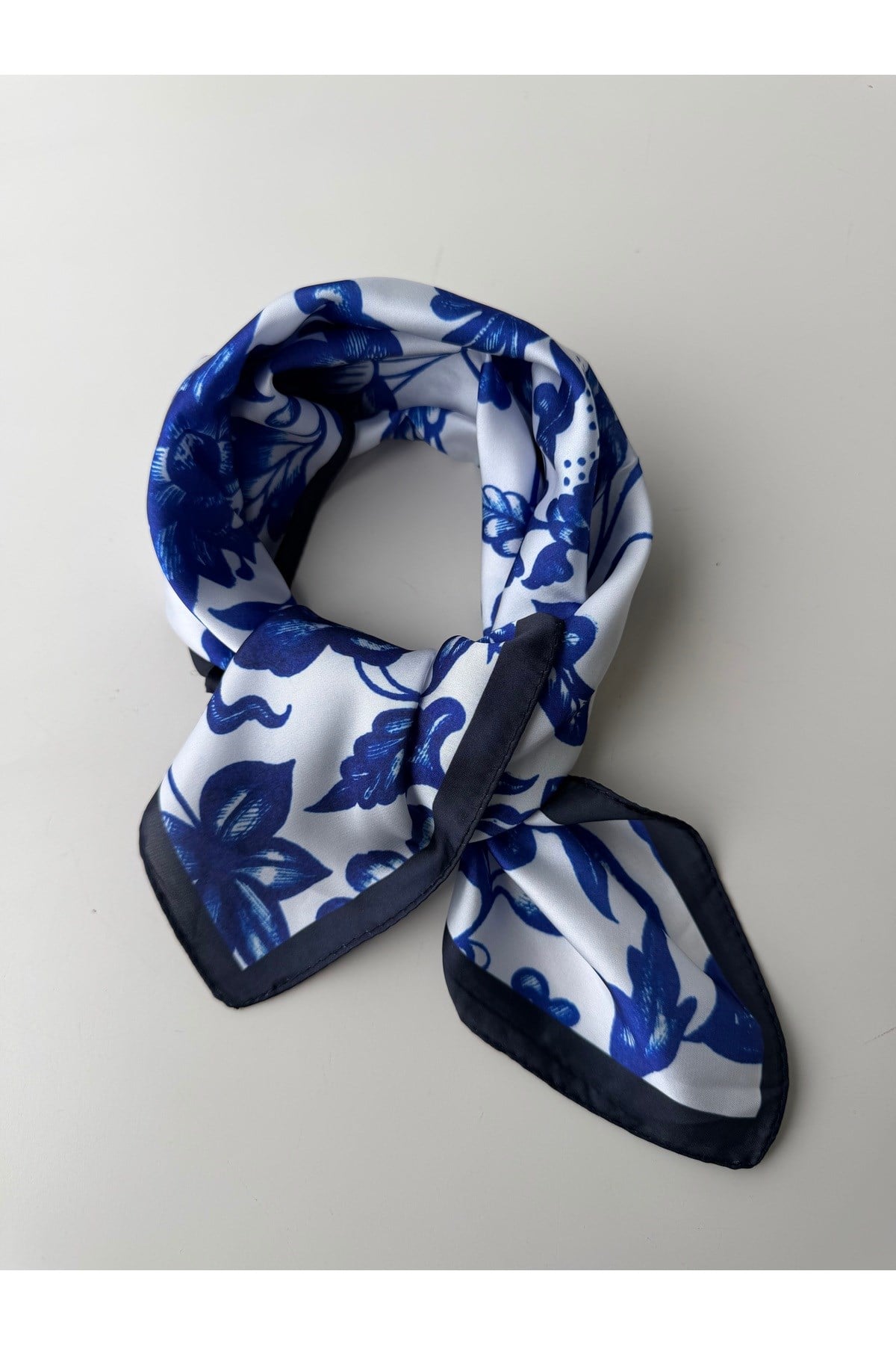 Desenli Fular Bandana 50x50 Kadın Giyim Aksesuar